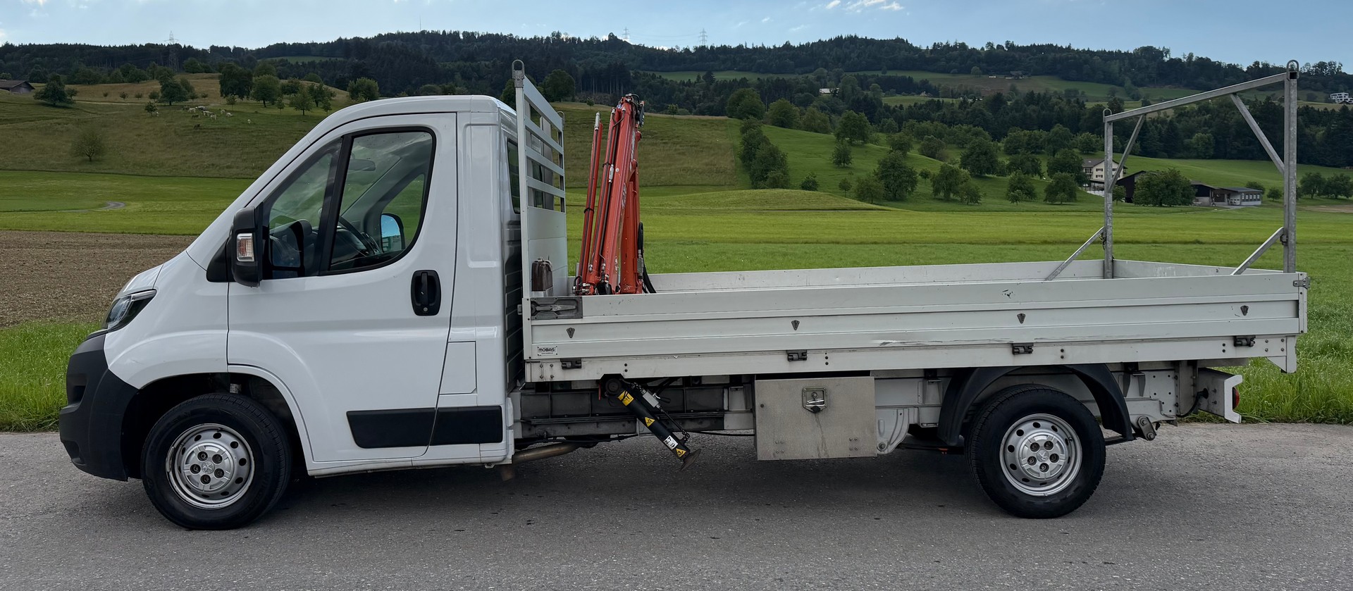 PEUGEOT Boxer 2.2 HDI 335 Pro L3 mit Kran