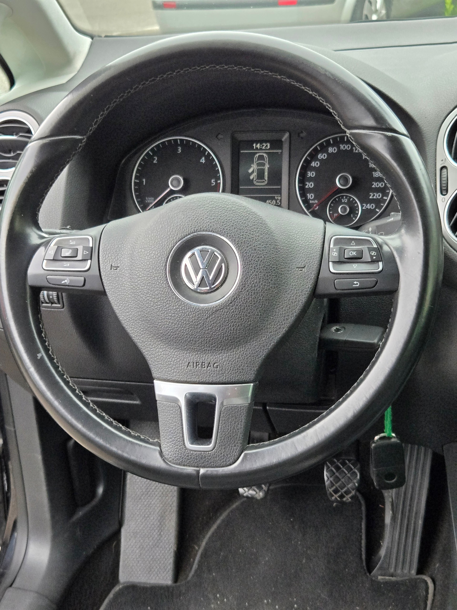 VW 1.6 Tdi-image-9