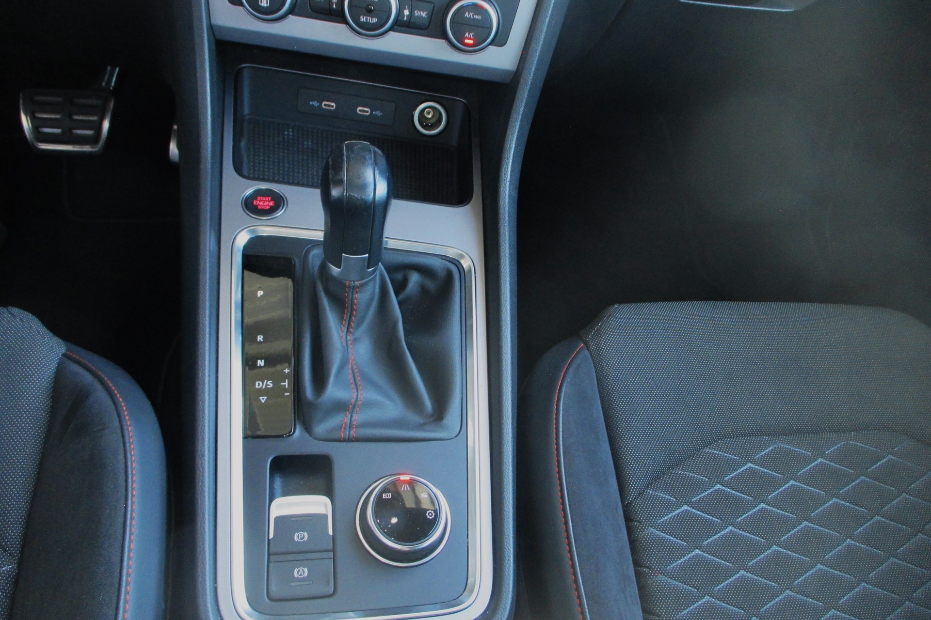 SEAT Ateca 1.5 TSI EVO DSG Move FR-image-12