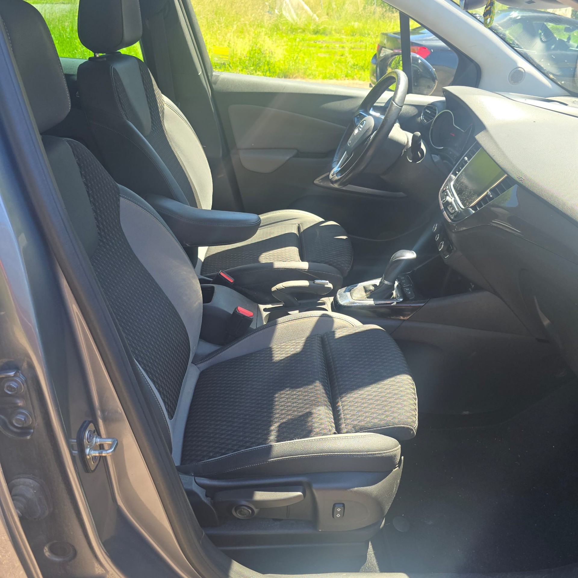 OPEL Crossland X 1.2i Ultimate Automatik-image-10