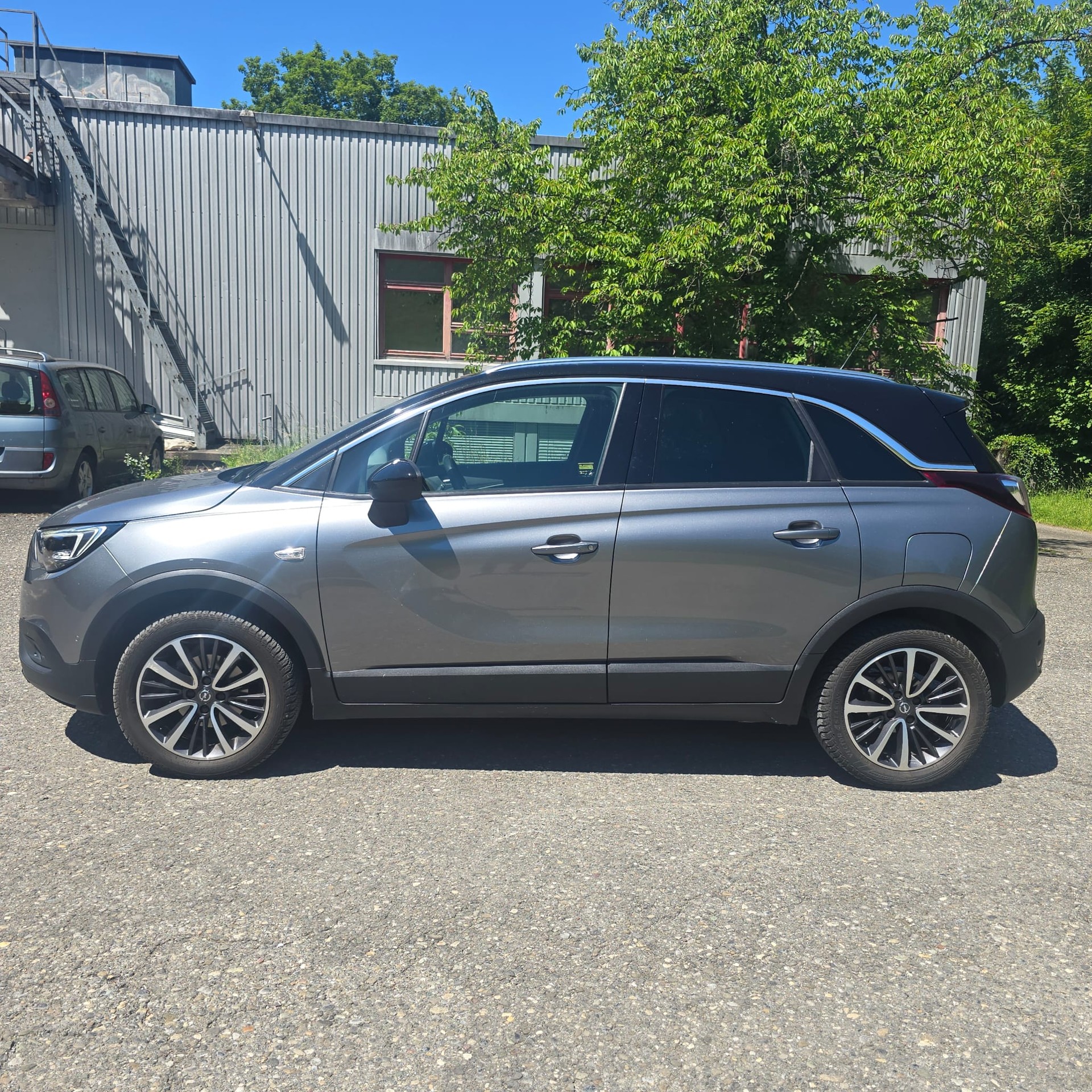 OPEL Crossland X 1.2i Ultimate Automatik-image-4
