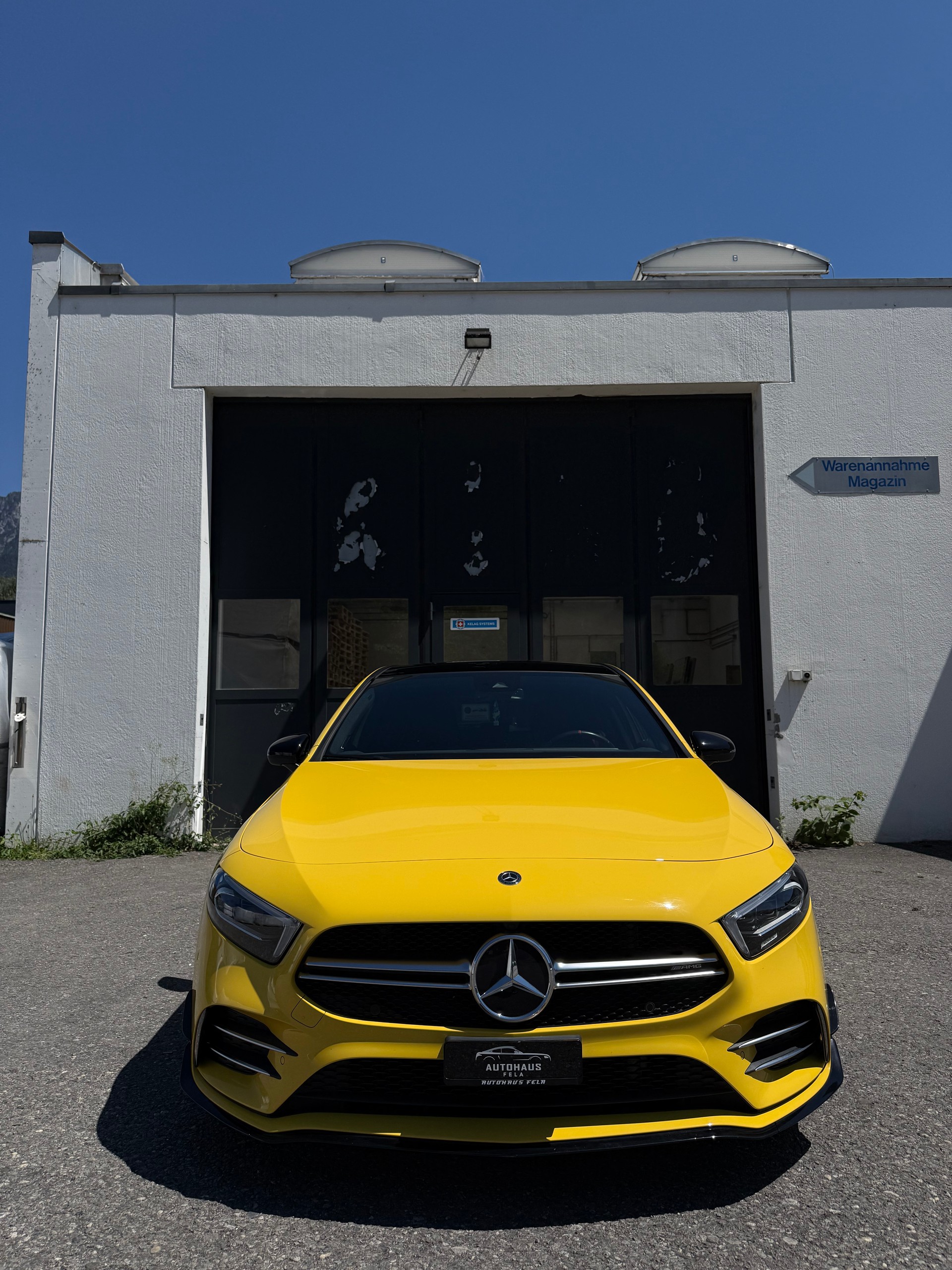 MERCEDES-BENZ A 35 AMG 4Matic Edition 1 Speedshift-showroom-element-1