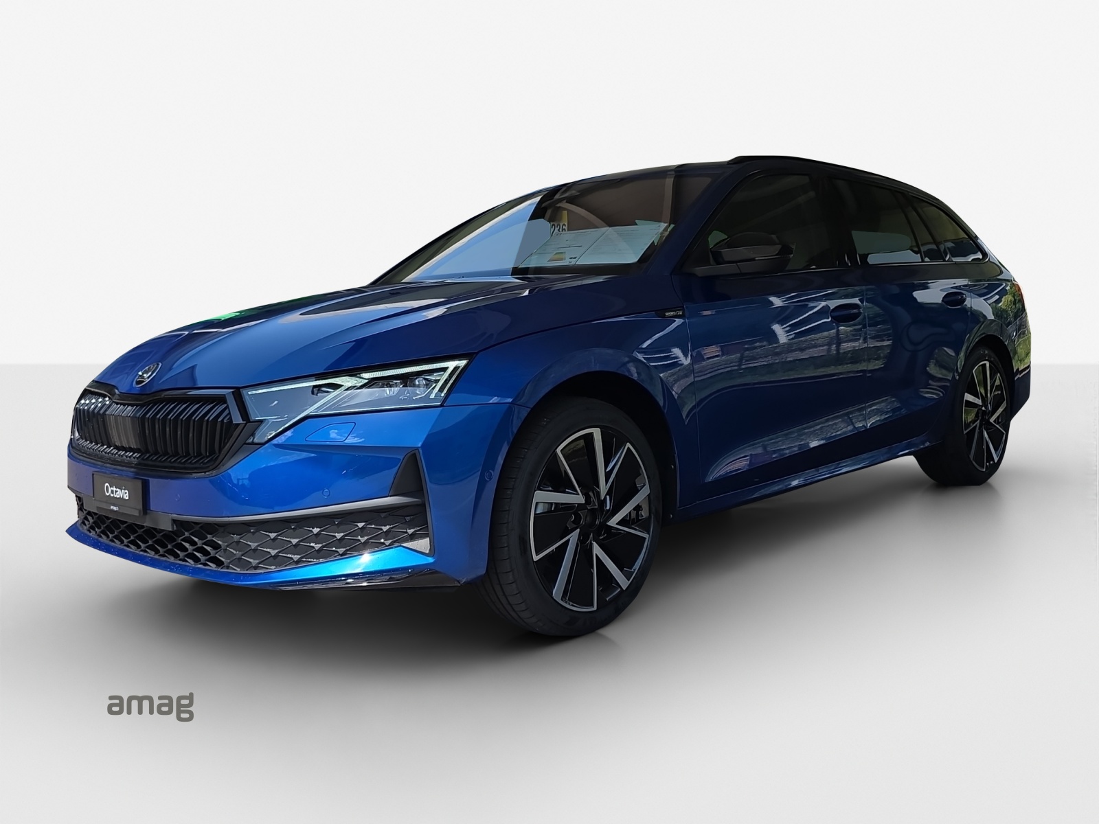 SKODA Octavia Combi 2.0 TSI DSG Dynamic 4x4