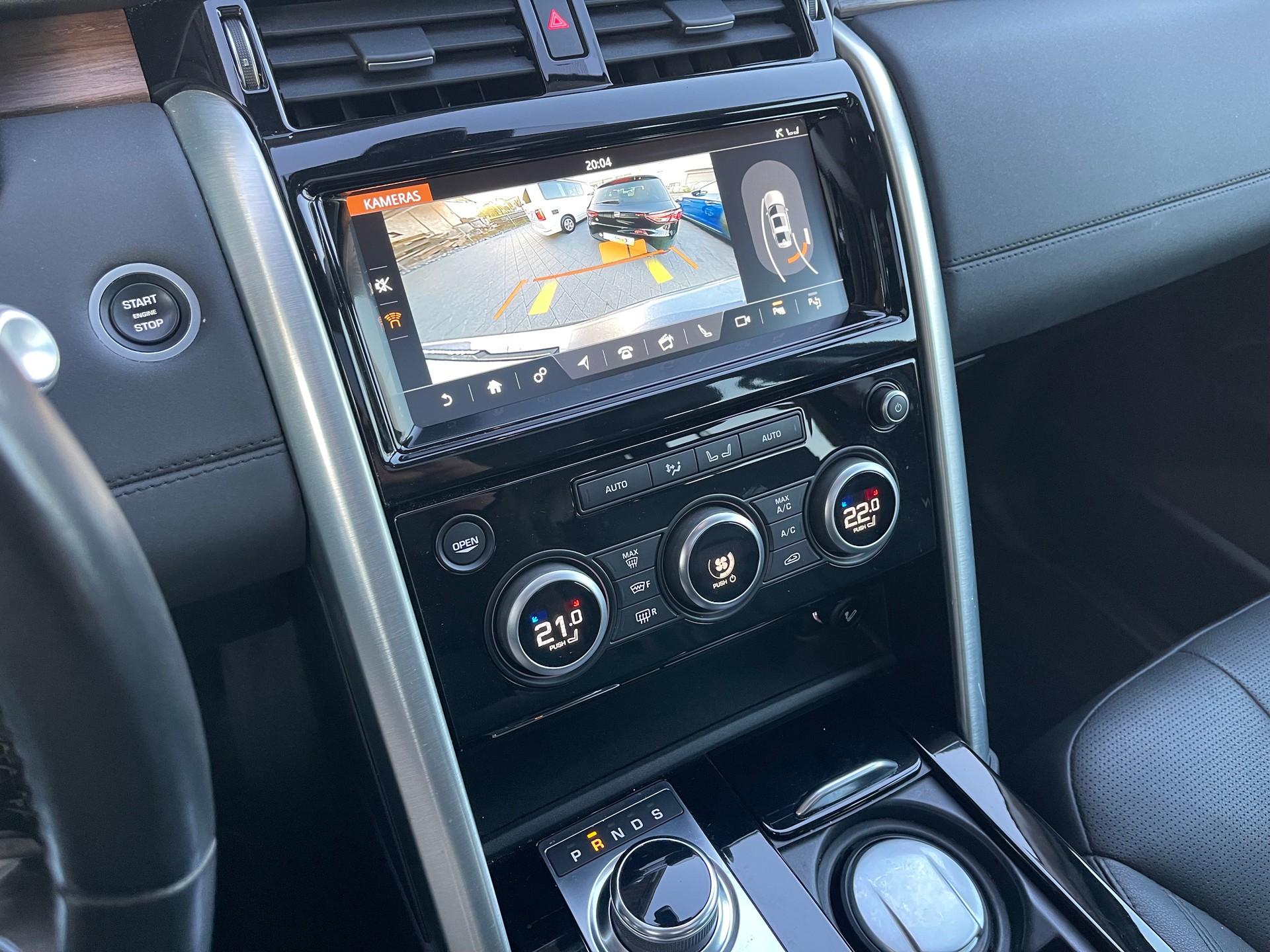 LAND ROVER Discovery 2.0 Si4 Landmark Edition Automatic-image-14
