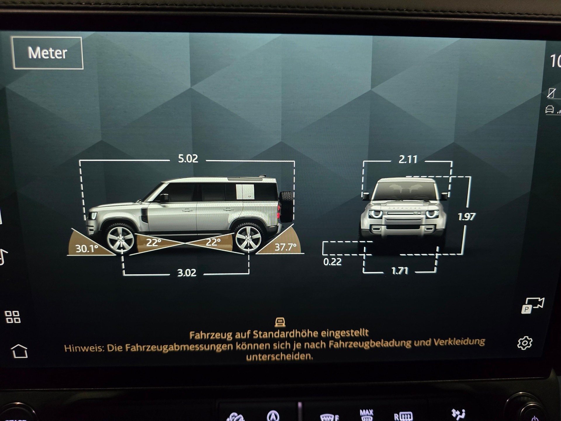 LAND ROVER Defender 110 3.0 D I6 350 X-Dynamic HSE-image-12