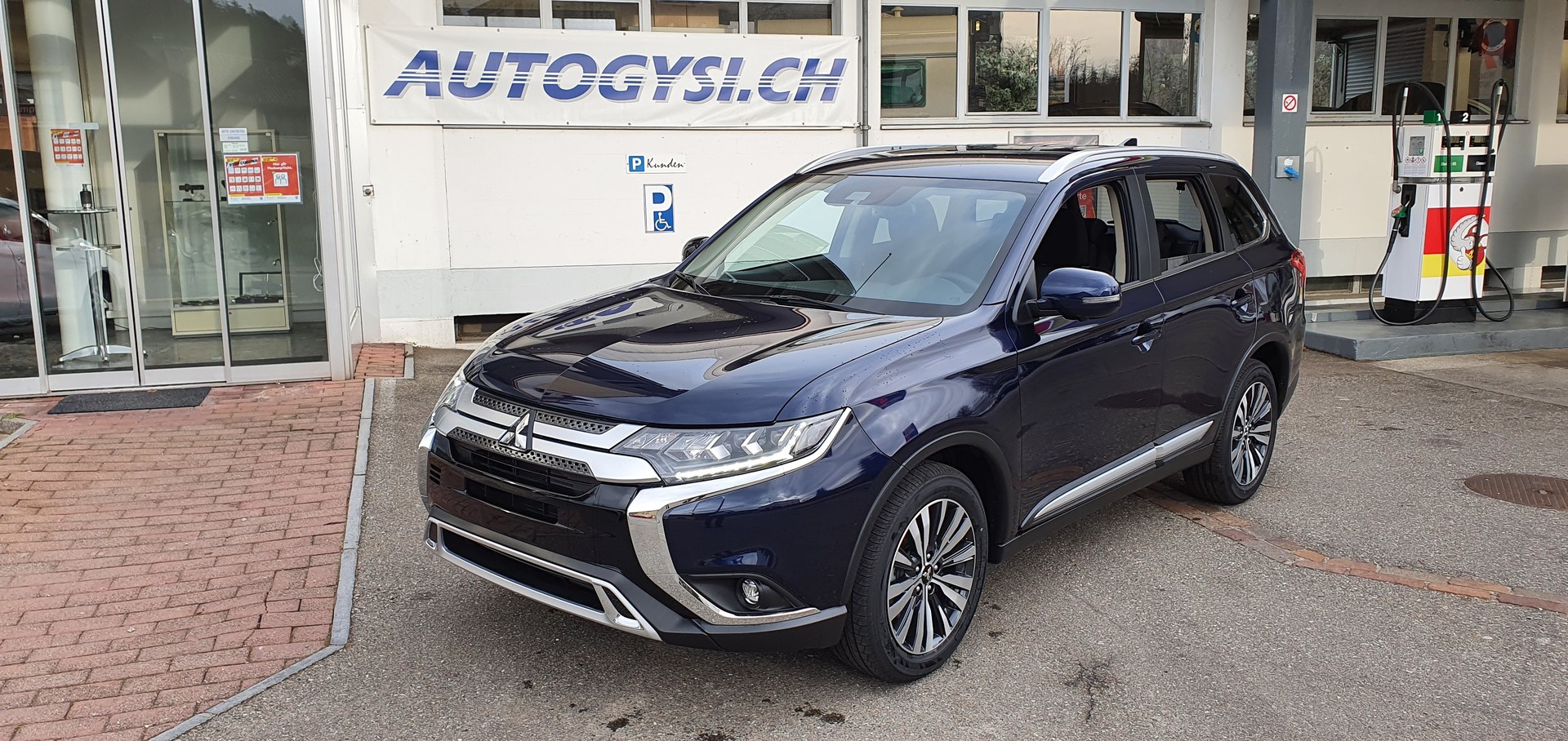 MITSUBISHI Outlander 2.0 Value 4WD-image-11