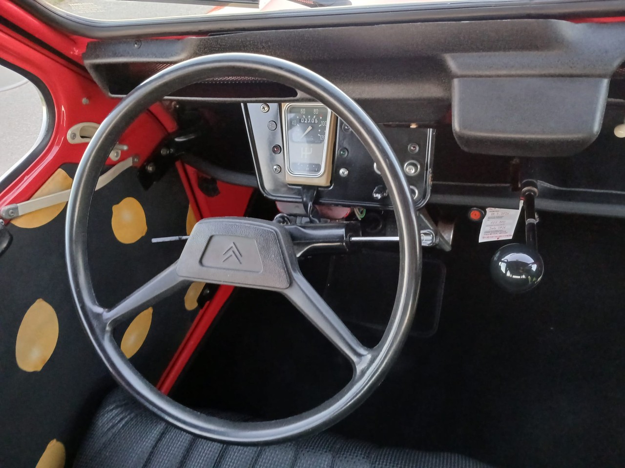 CITROEN 2CV6 Spécial (Club)-image-10