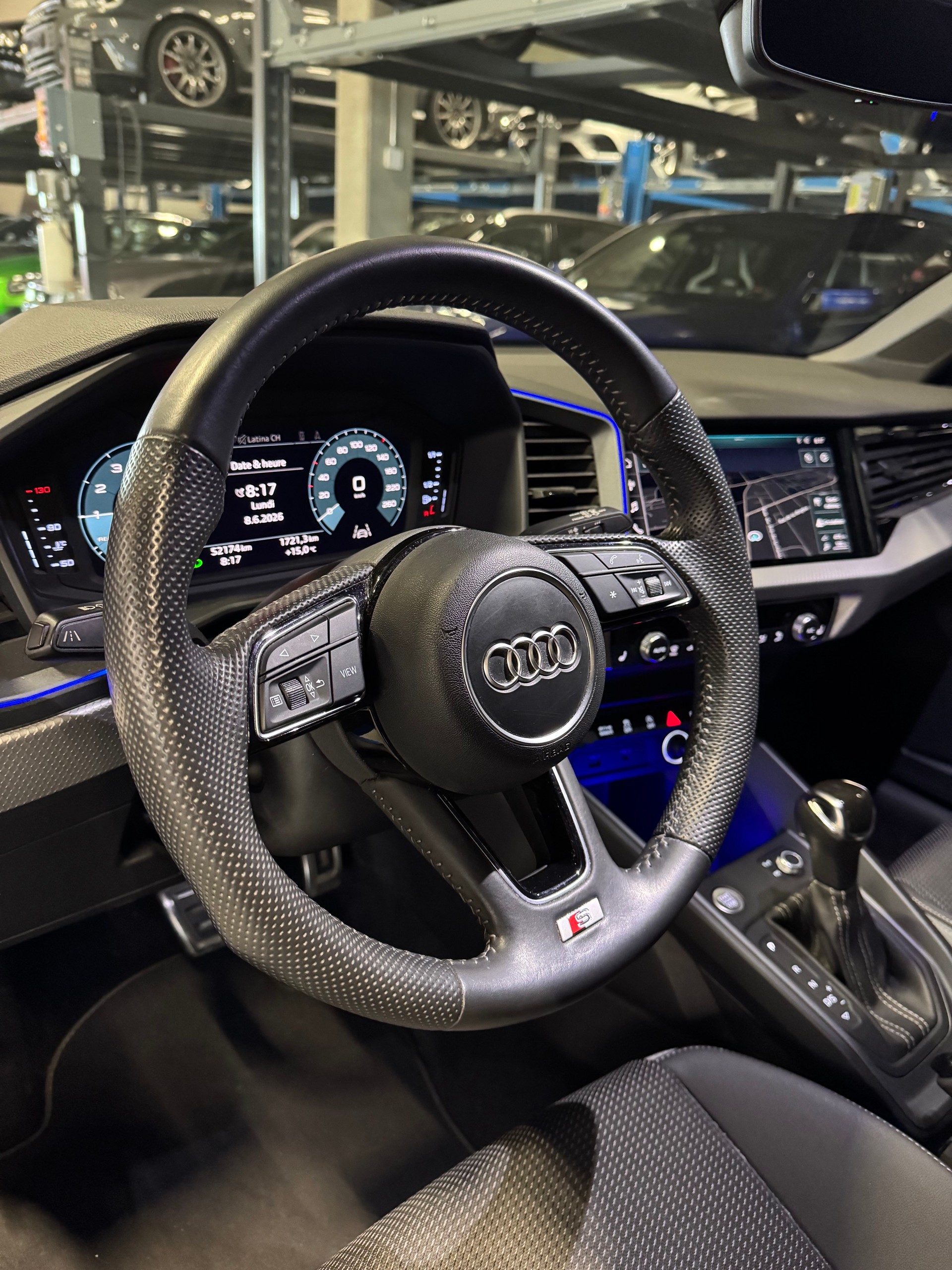 AUDI A1 Sportback 30 TFSI S Line S-tronic-image-6