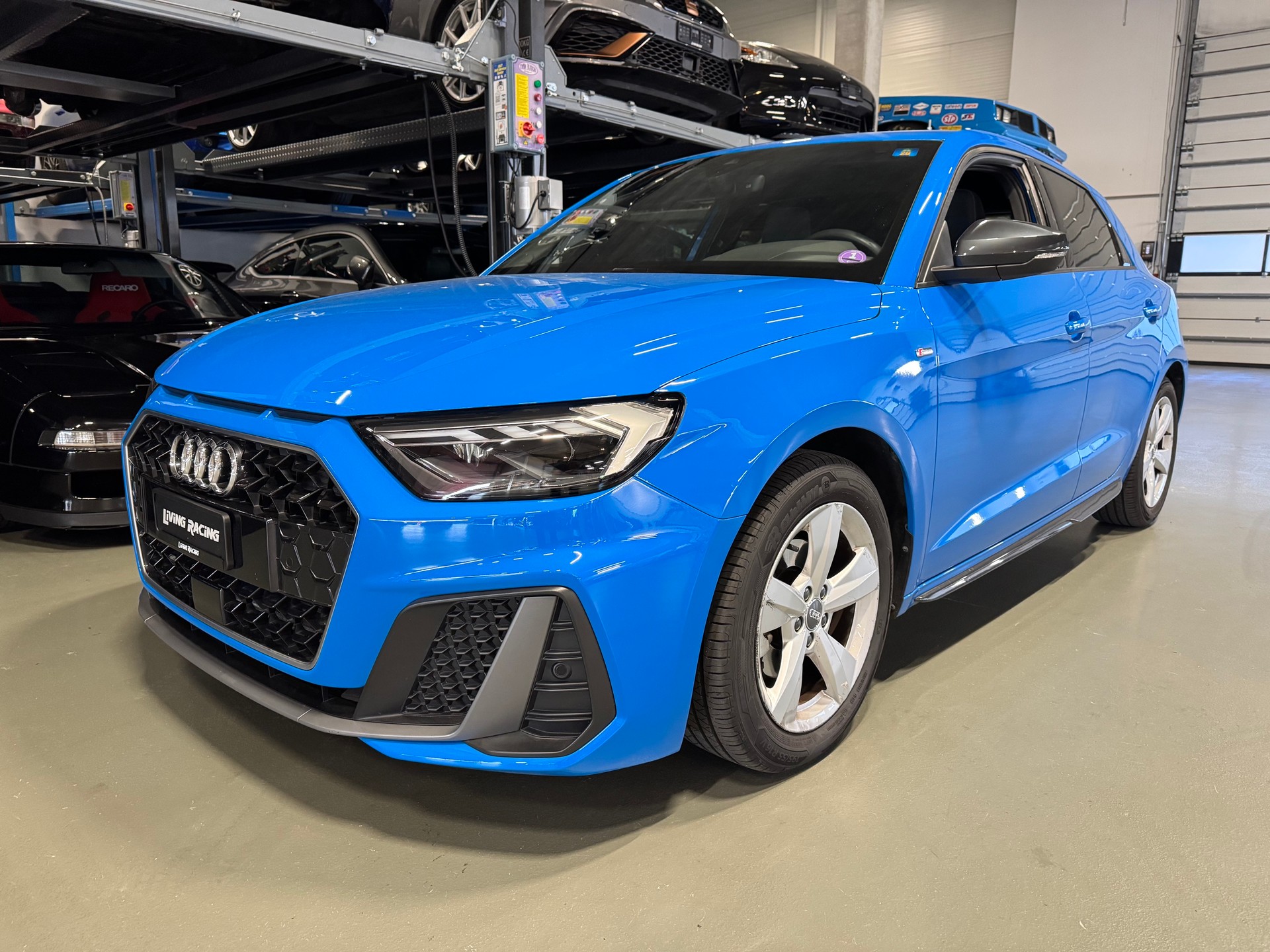 AUDI A1 Sportback 30 TFSI S Line S-tronic-image-1
