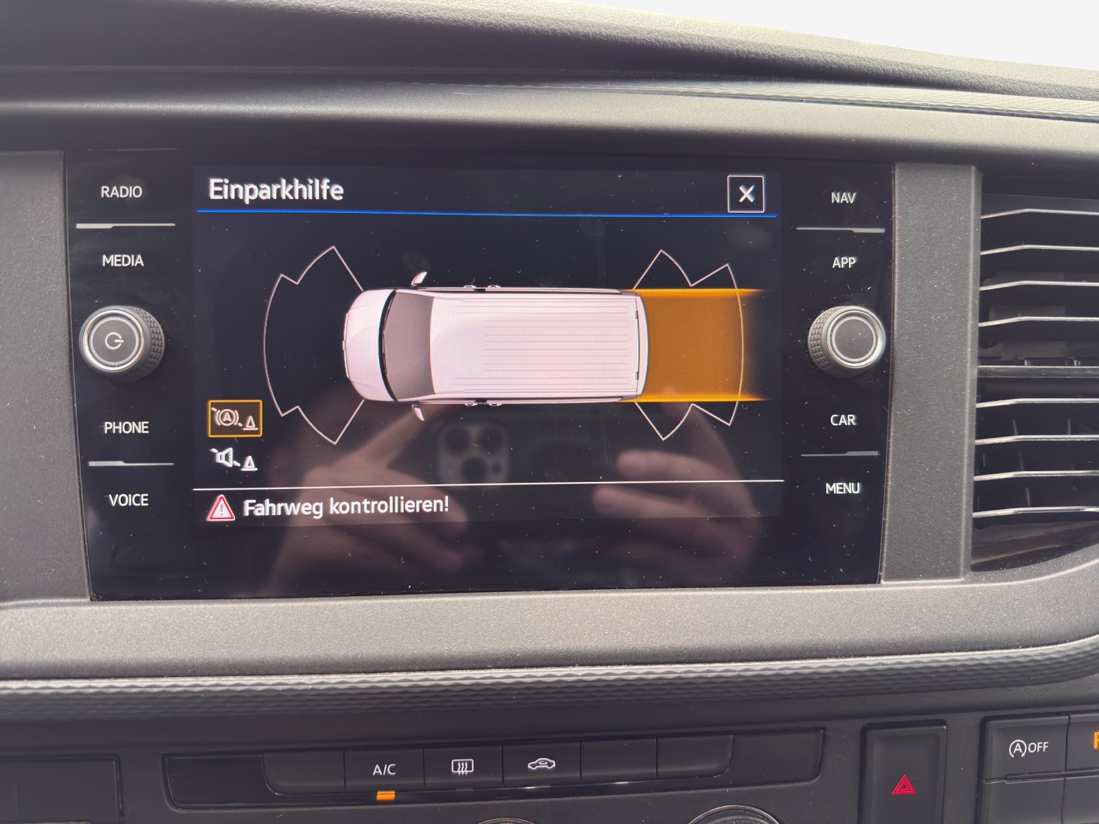 VW T6.1 2.0 TDI 4Motion-image-15