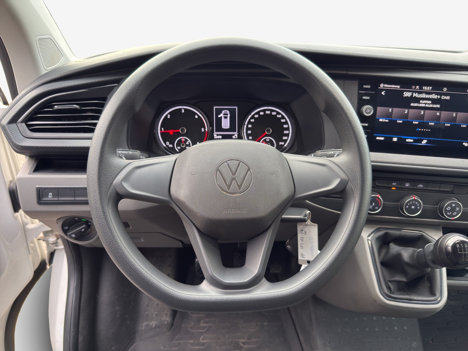 VW T6.1 2.0 TDI 4Motion-image-10