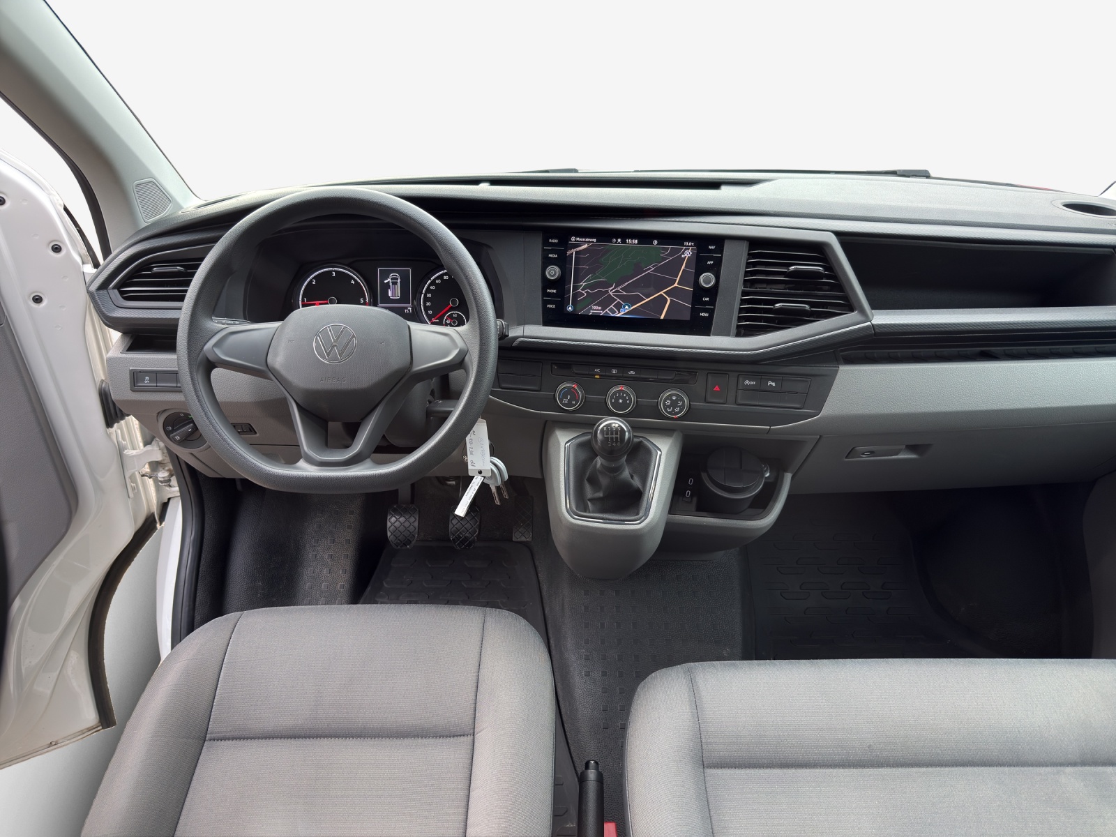 VW T6.1 2.0 TDI 4Motion-image-9