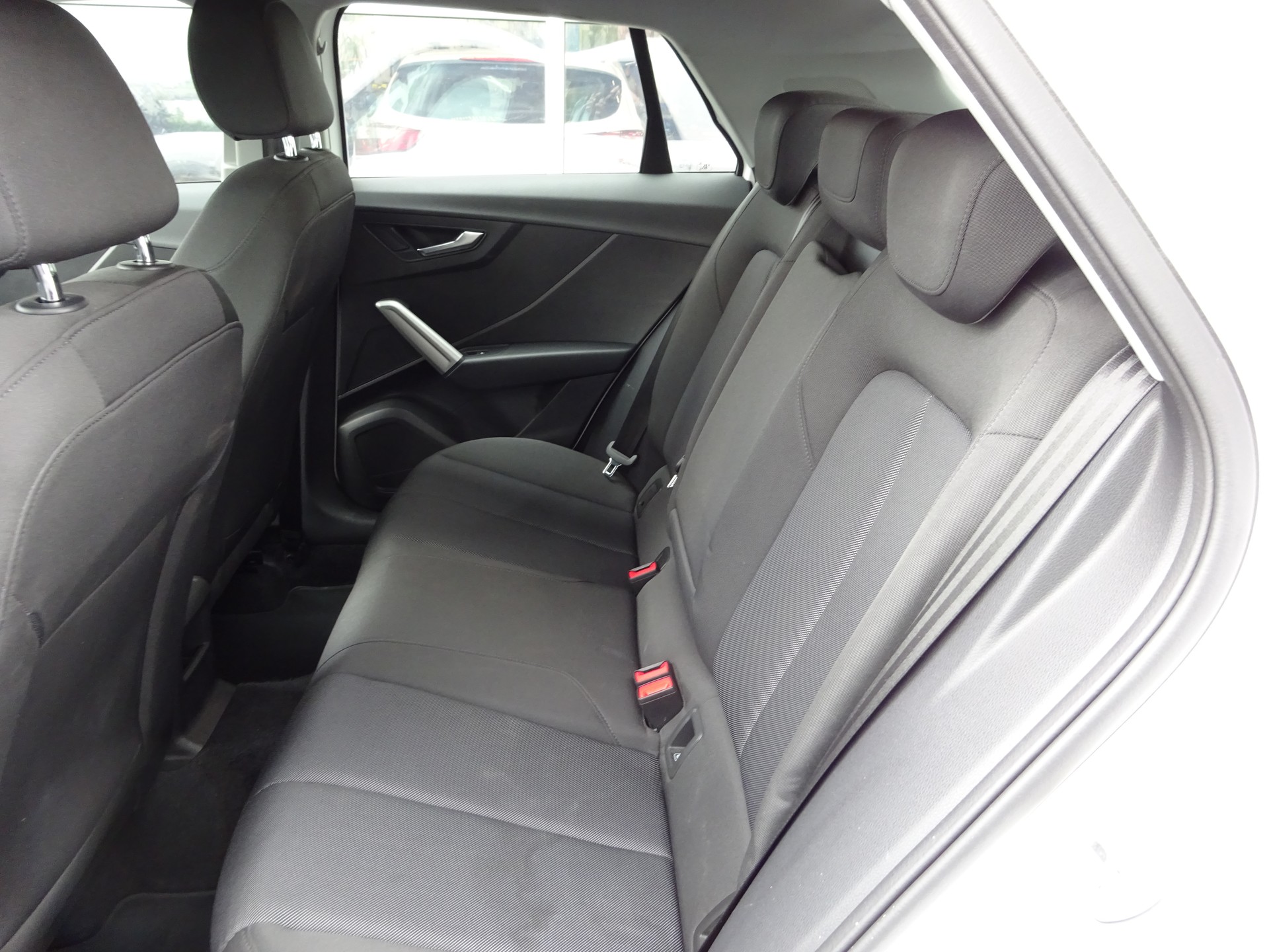 AUDI Q2 35 TDI Attraction quattro S-tronic-image-11