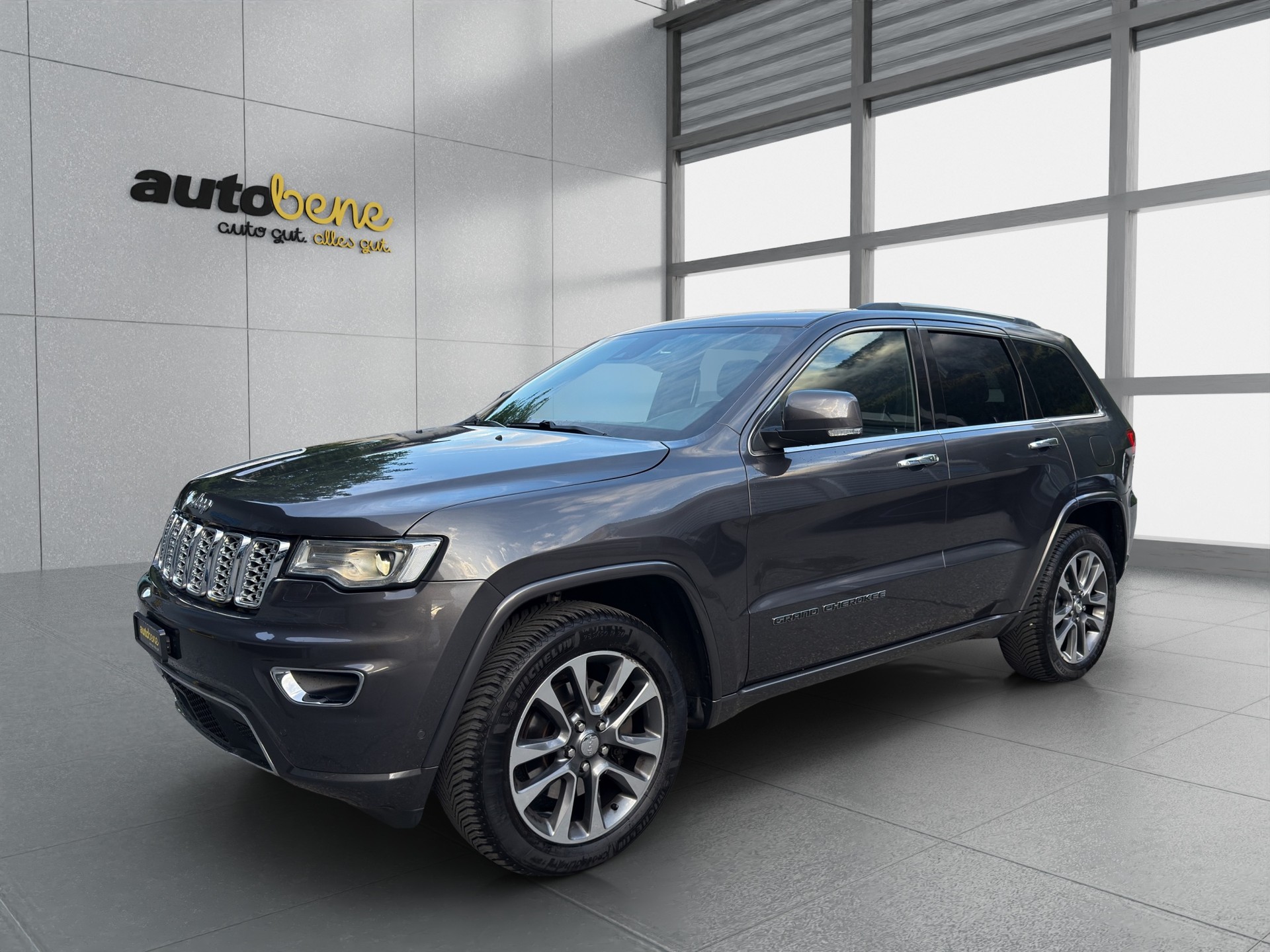 JEEP Grand Cherokee 3.0 CRD Overland Automatic-image-1