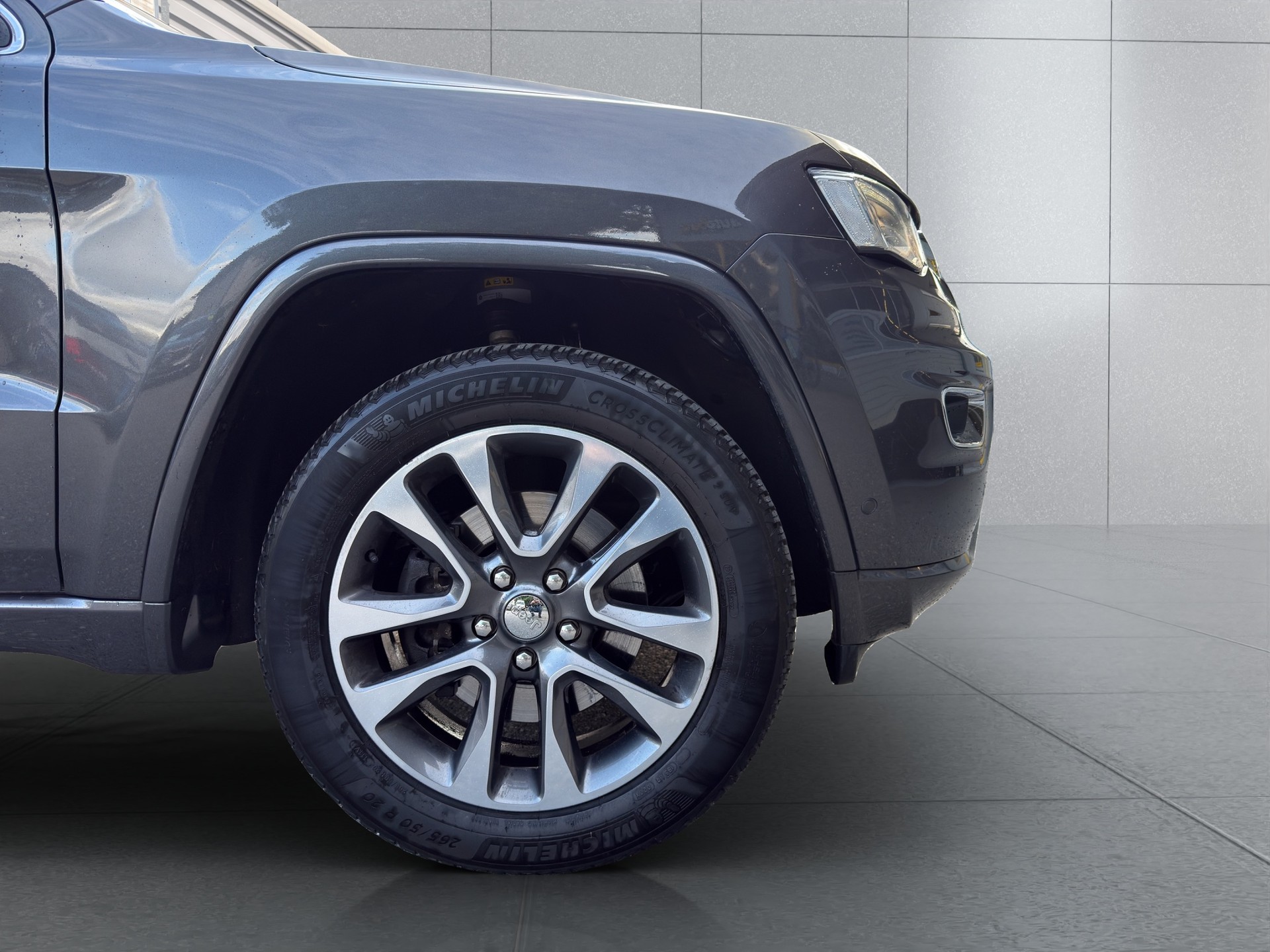 JEEP Grand Cherokee 3.0 CRD Overland Automatic-image-6