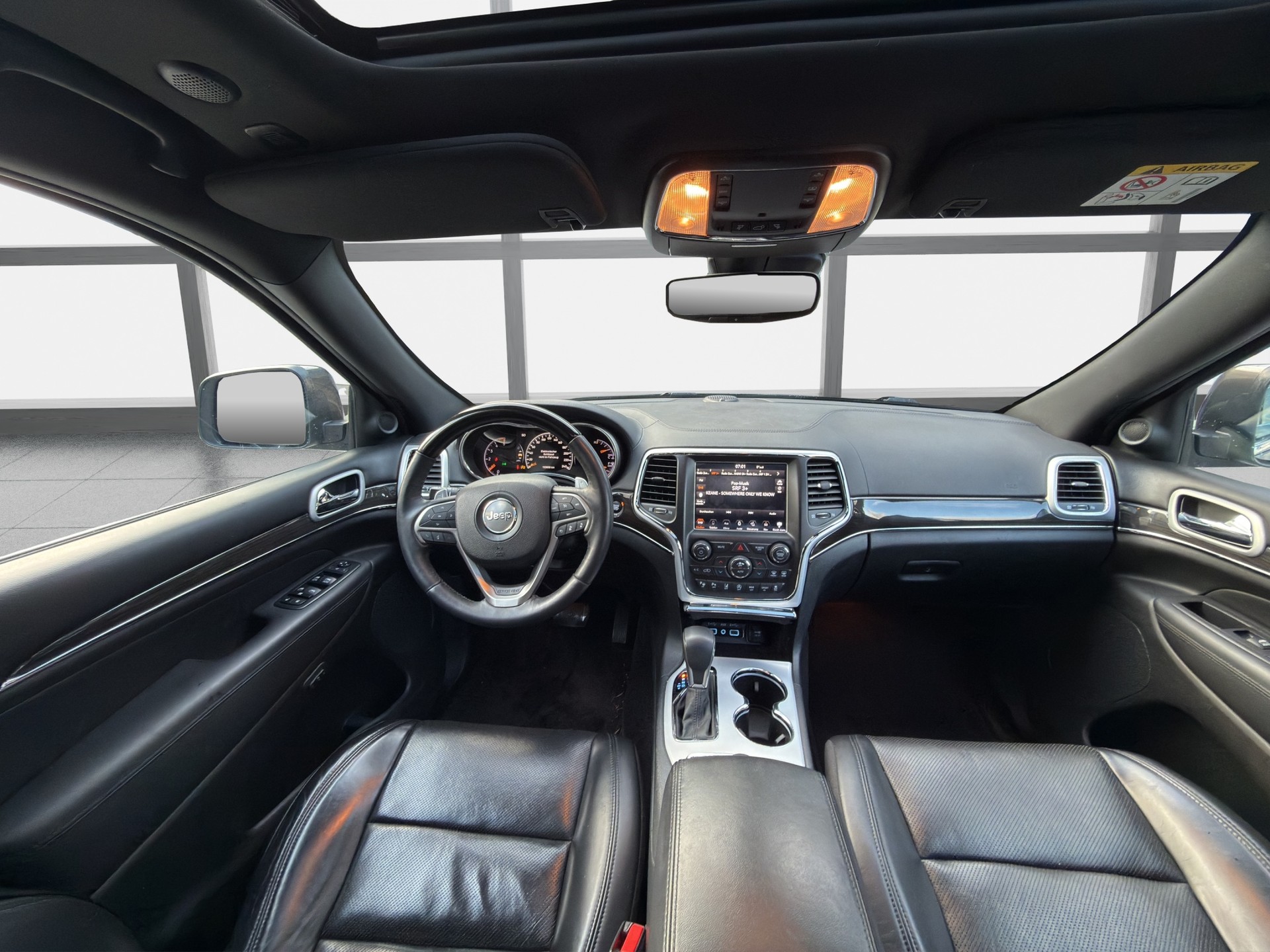 JEEP Grand Cherokee 3.0 CRD Overland Automatic-image-9