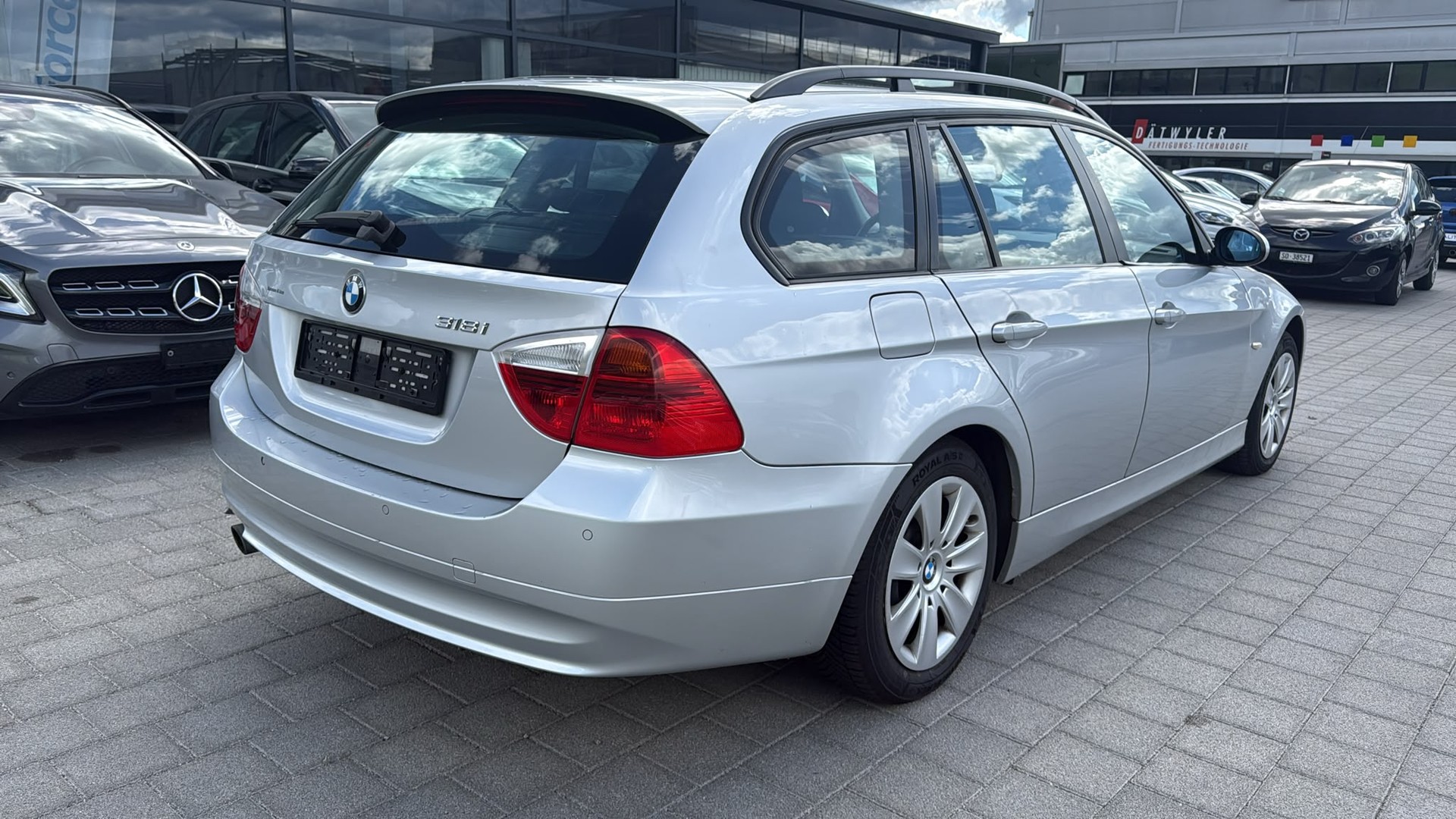 BMW 318i Touring Steptronic-image-9