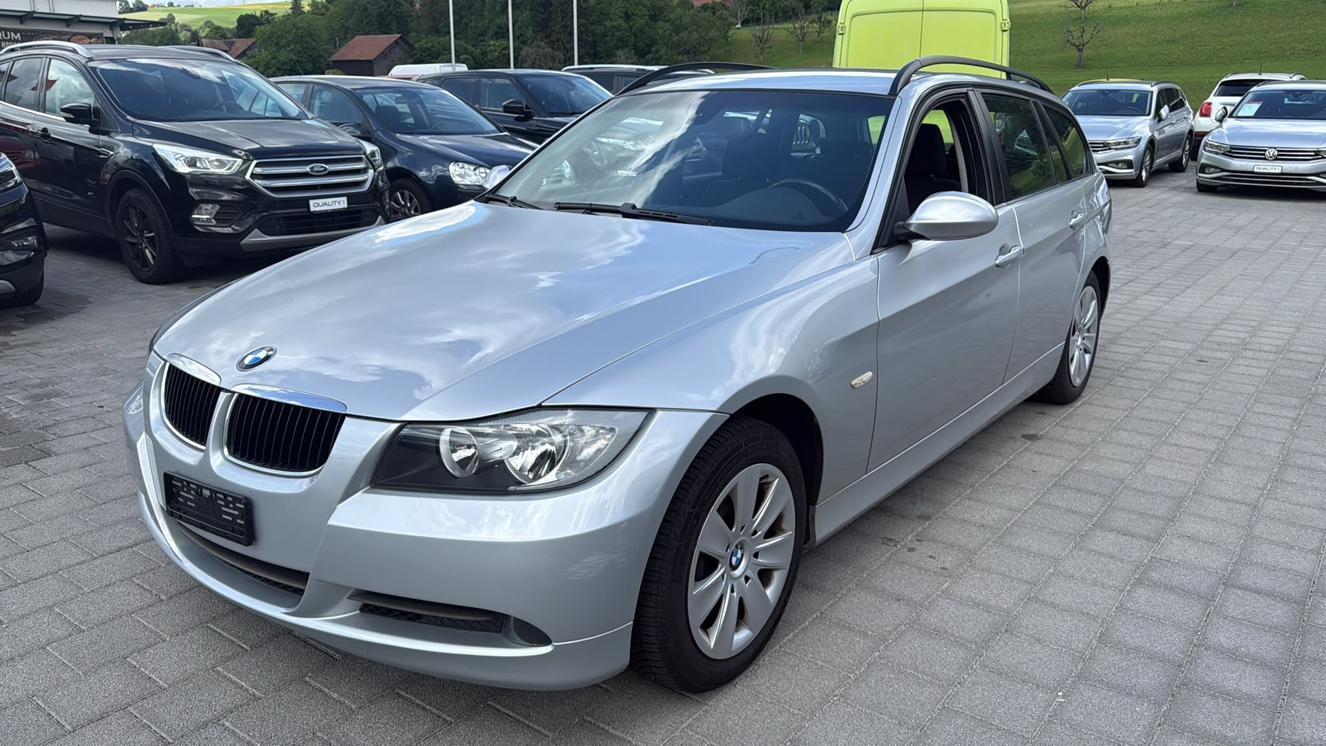 BMW 318i Touring Steptronic-image-1
