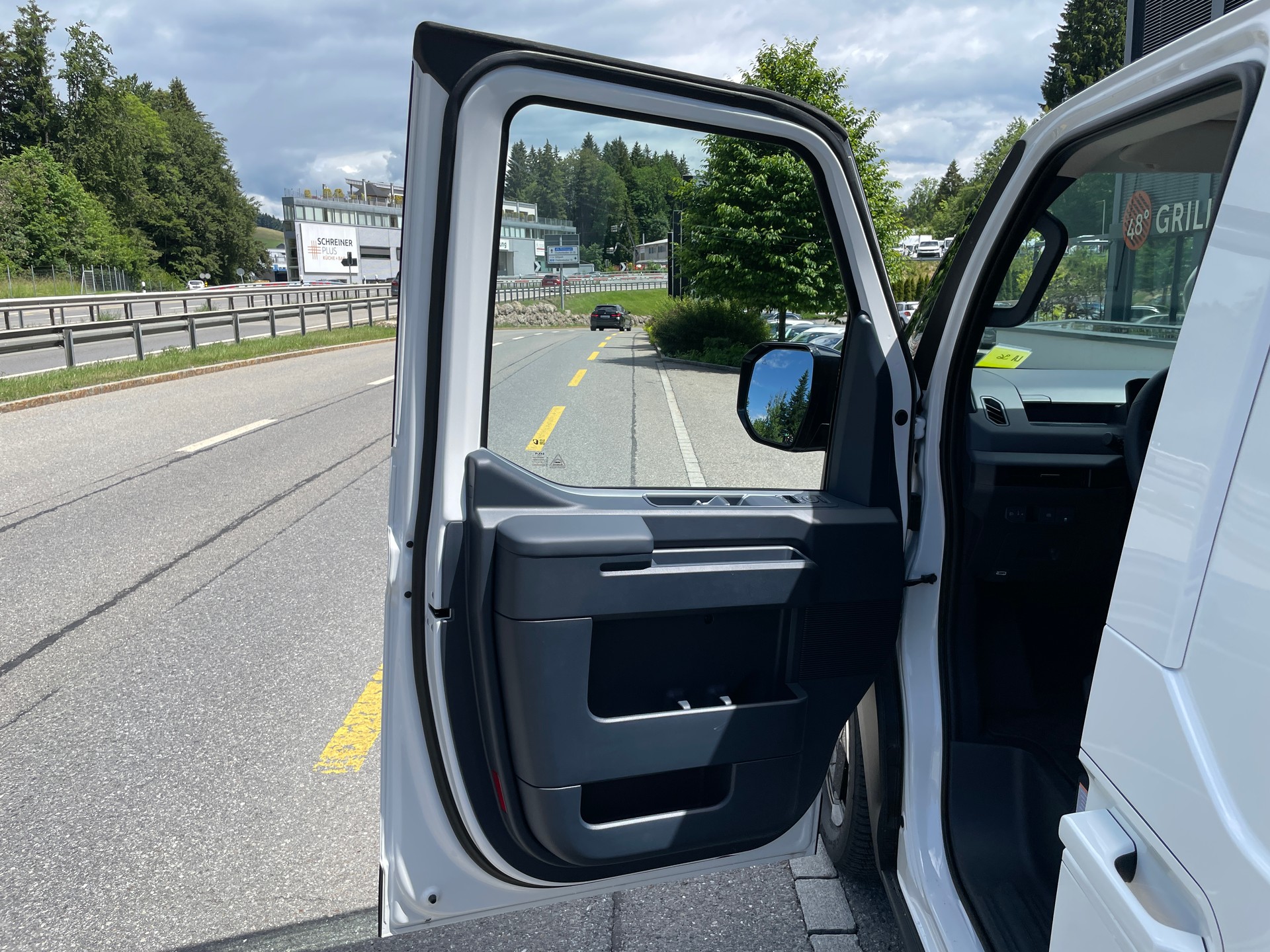 KIA PV5 71.2 kWh Elite Cargo-image-12