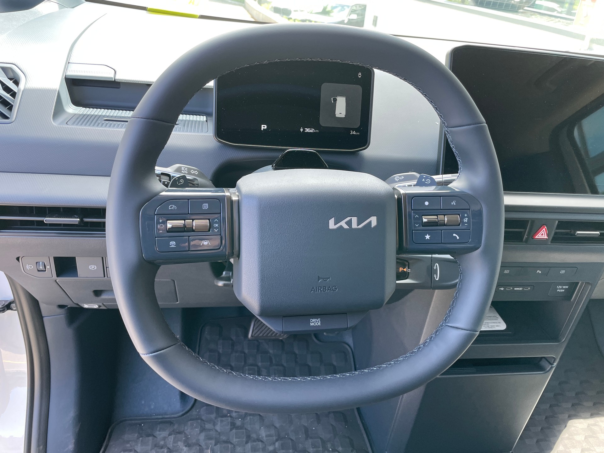 KIA PV5 71.2 kWh Elite Cargo-image-16