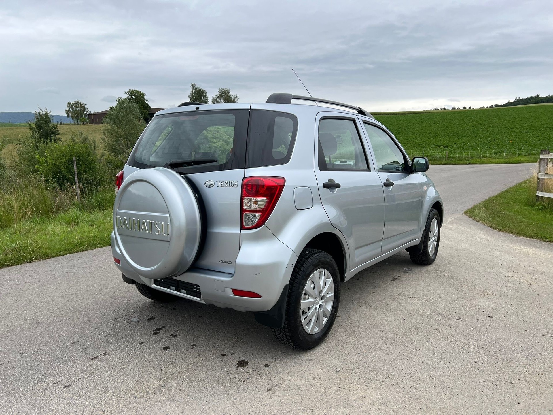 DAIHATSU 1.5 4x4 SX-image-1