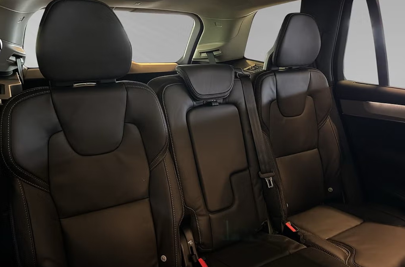 VOLVO XC90 T8 eAWD PluginHybrid Ultra Dark Geartronic-image-7