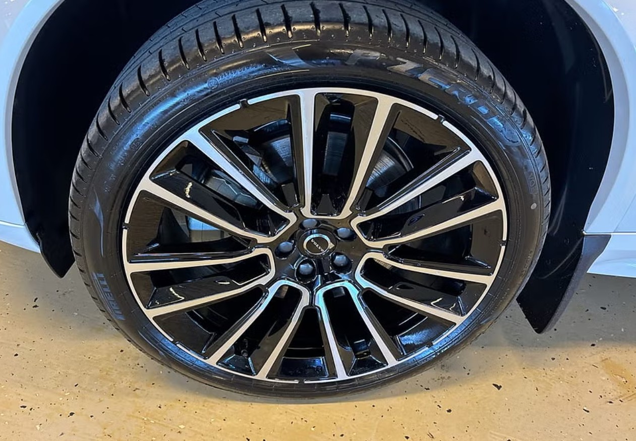 VOLVO XC90 T8 eAWD PluginHybrid Ultra Dark Geartronic-image-14