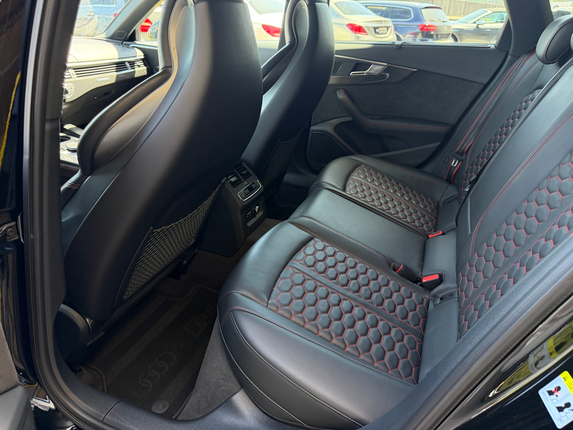 AUDI RS4 Avant 2.9 TFSI quattro tiptronic-image-8