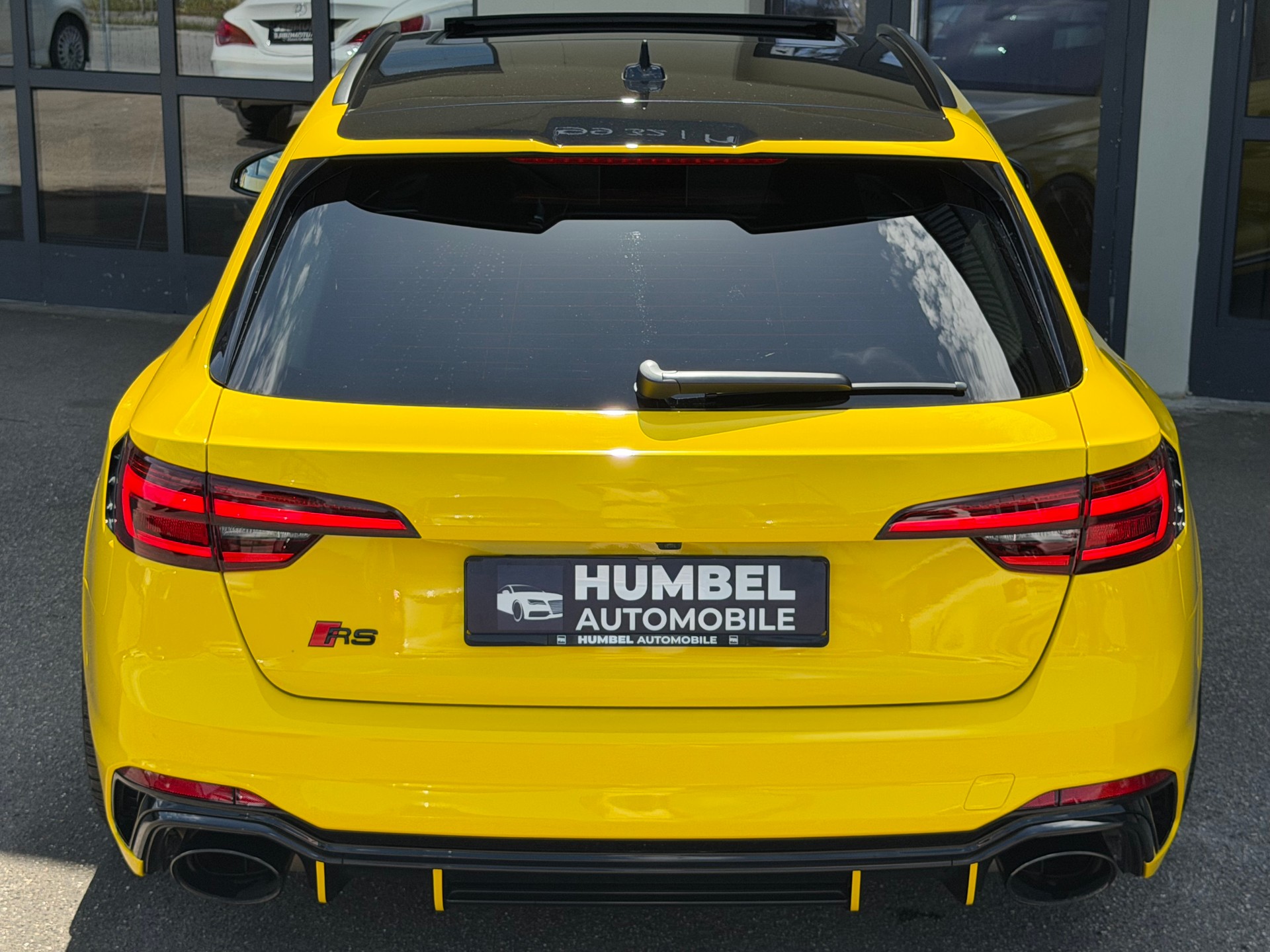 AUDI RS4 Avant 2.9 TFSI quattro tiptronic-image-3