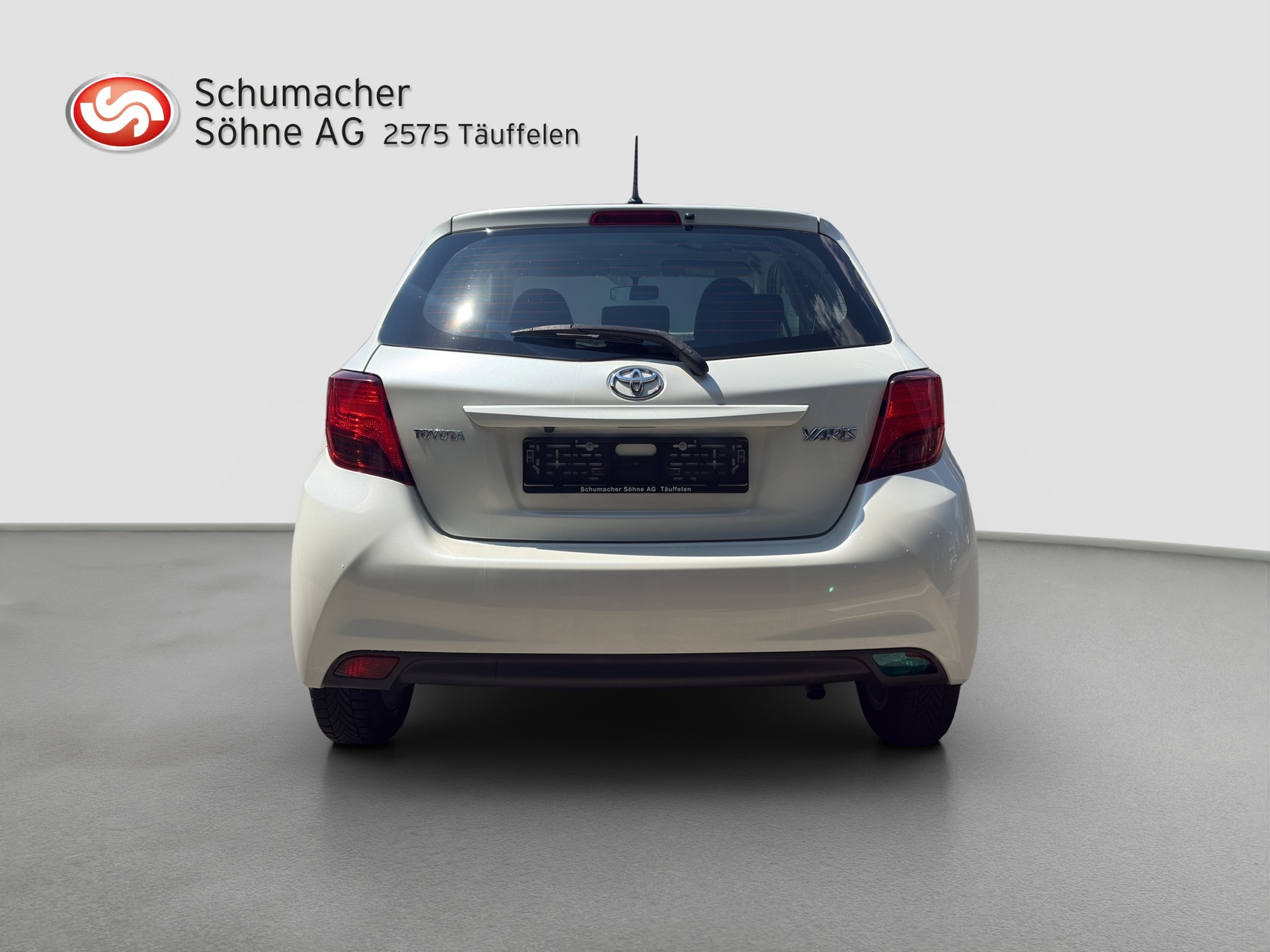 TOYOTA Yaris 1.33 Luna Multidrive-image-3