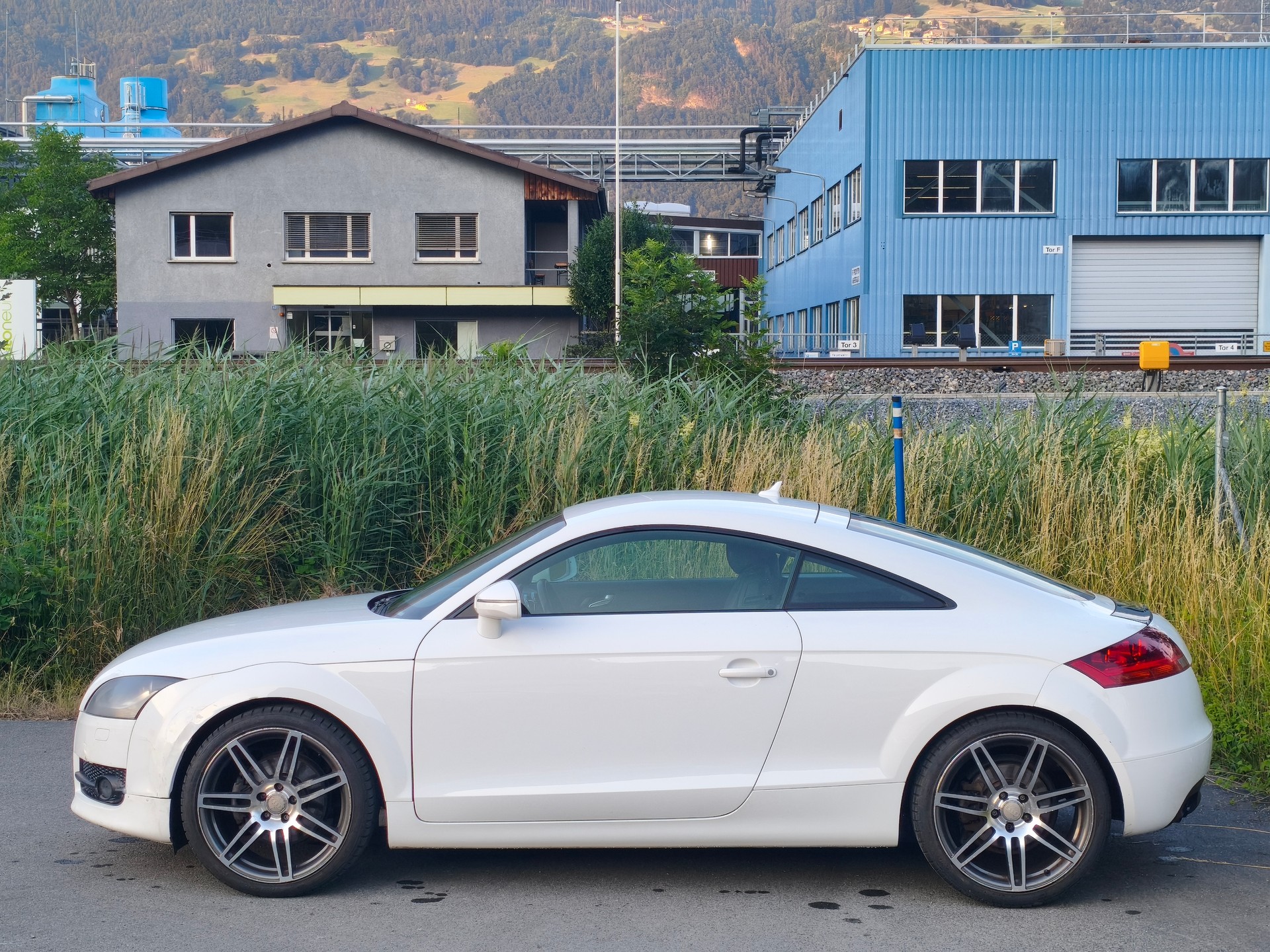 AUDI TT Coupé 2.0 TFSI-image-9