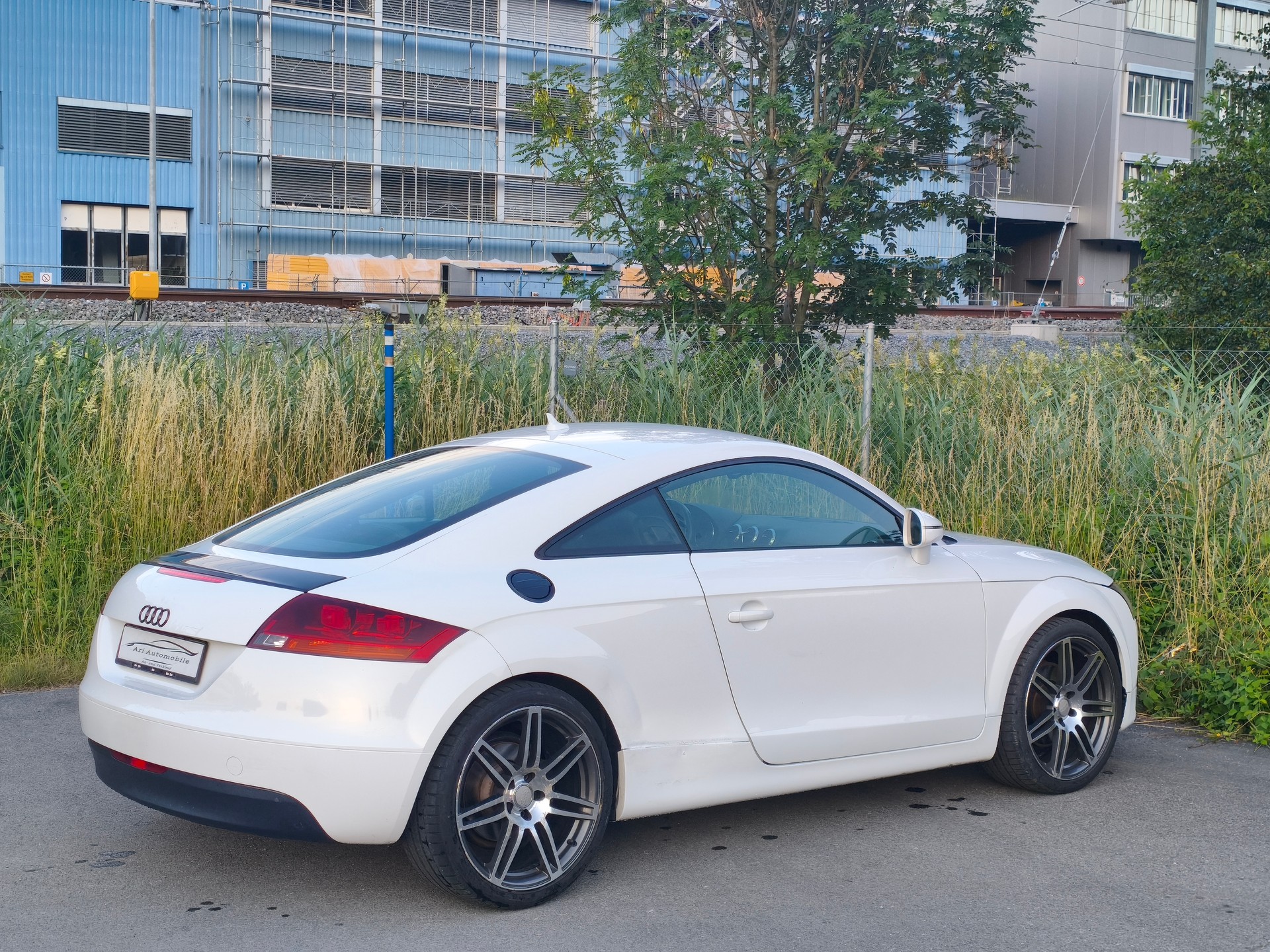 AUDI TT Coupé 2.0 TFSI-image-5