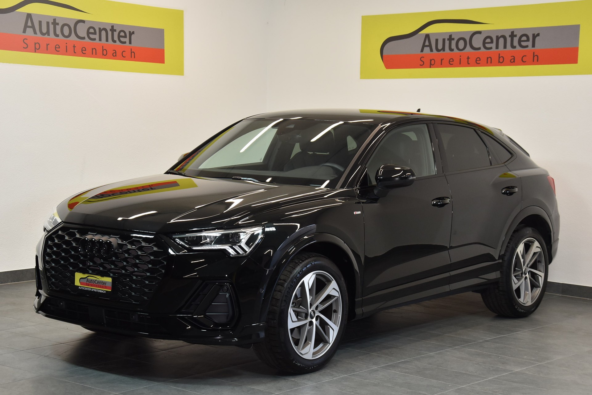 AUDI Q3 Sportback 35 TFSI S line Attraction S-tronic-image-1