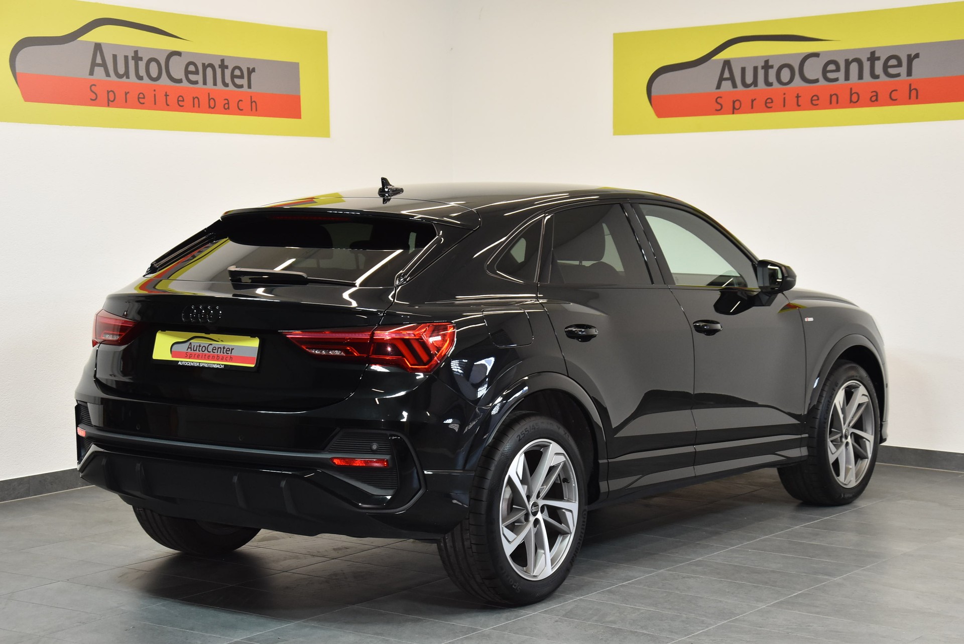 AUDI Q3 Sportback 35 TFSI S line Attraction S-tronic-image-13