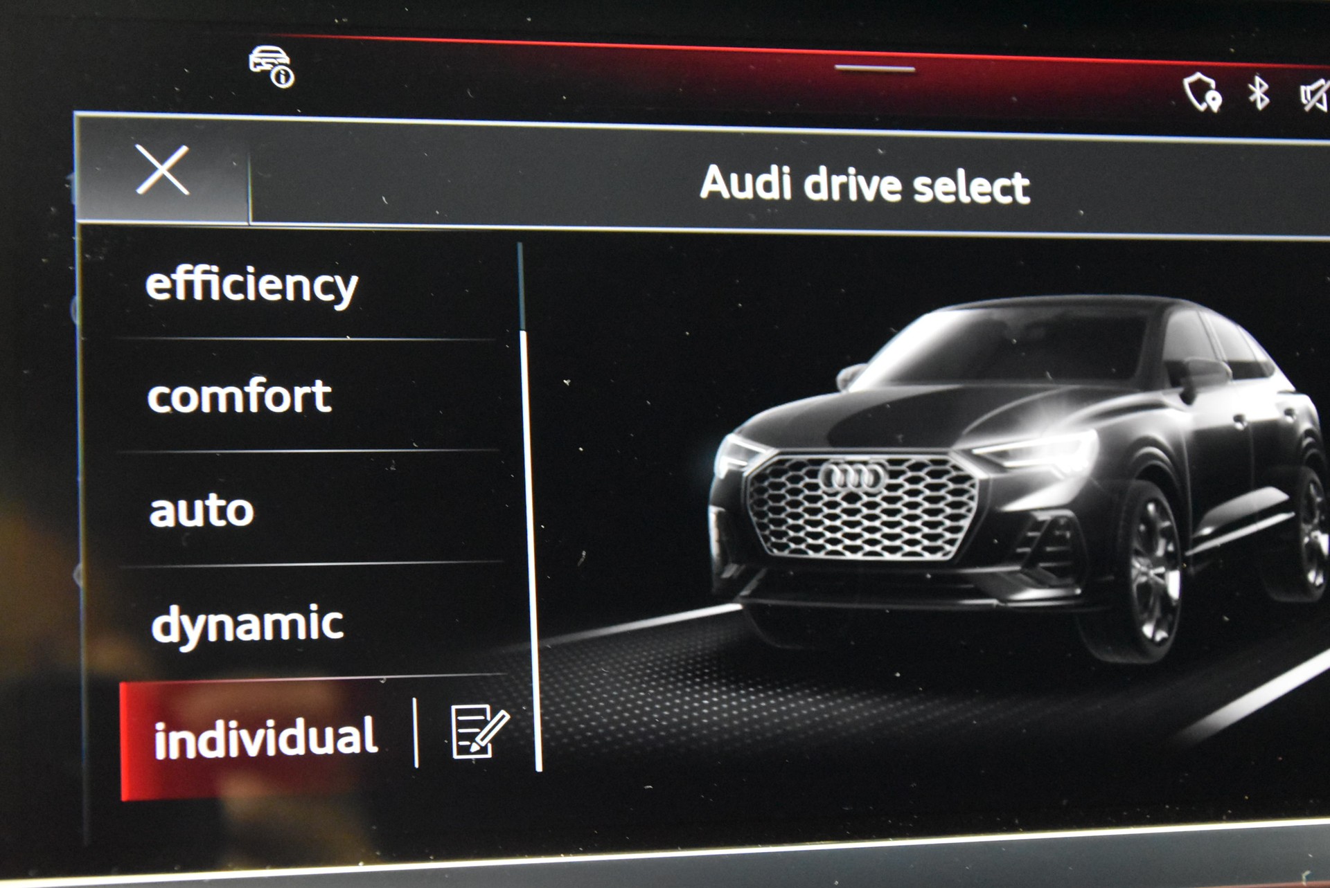 AUDI Q3 Sportback 35 TFSI S line Attraction S-tronic-image-11
