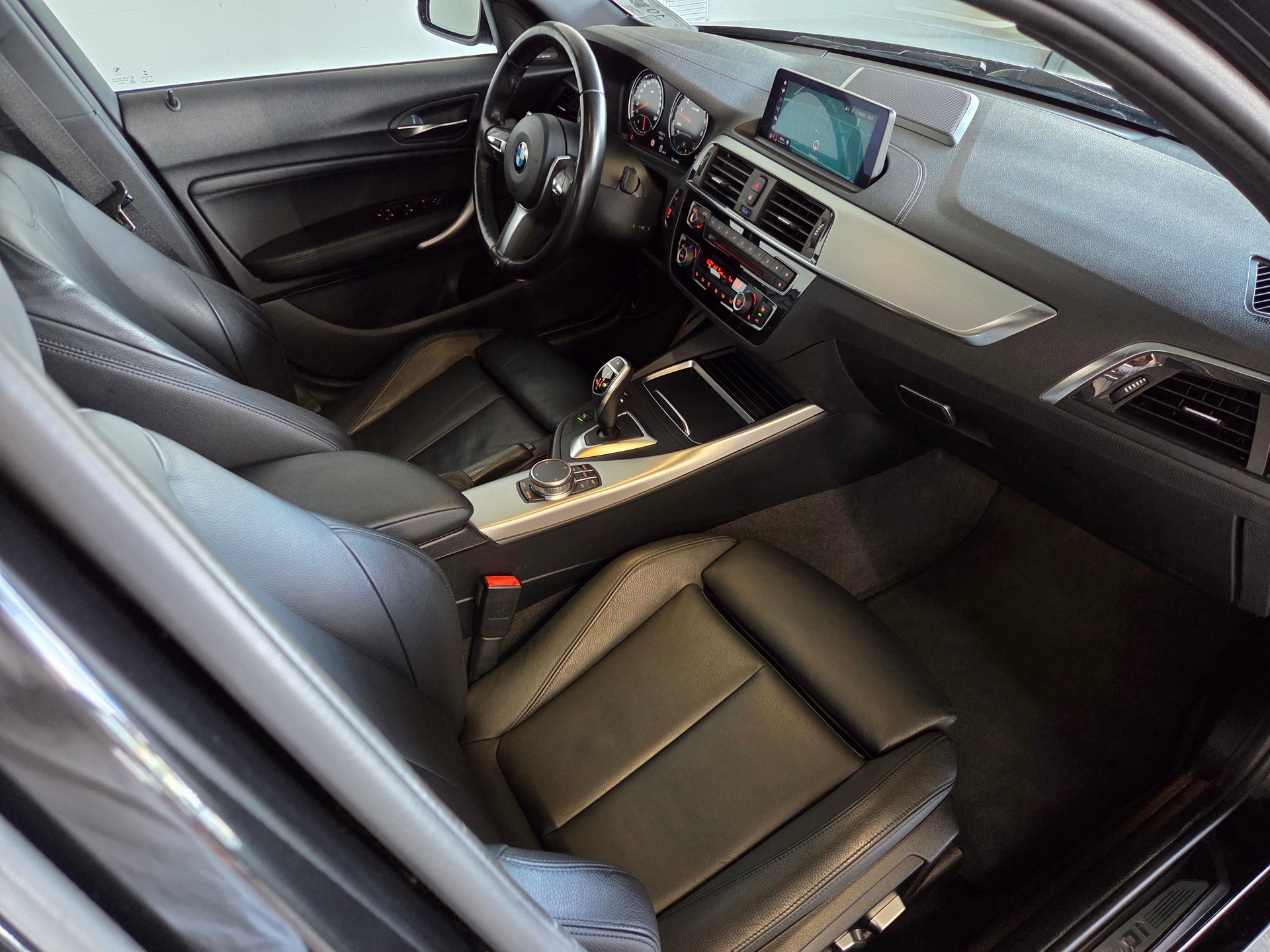 BMW M140i xDrive-image-13