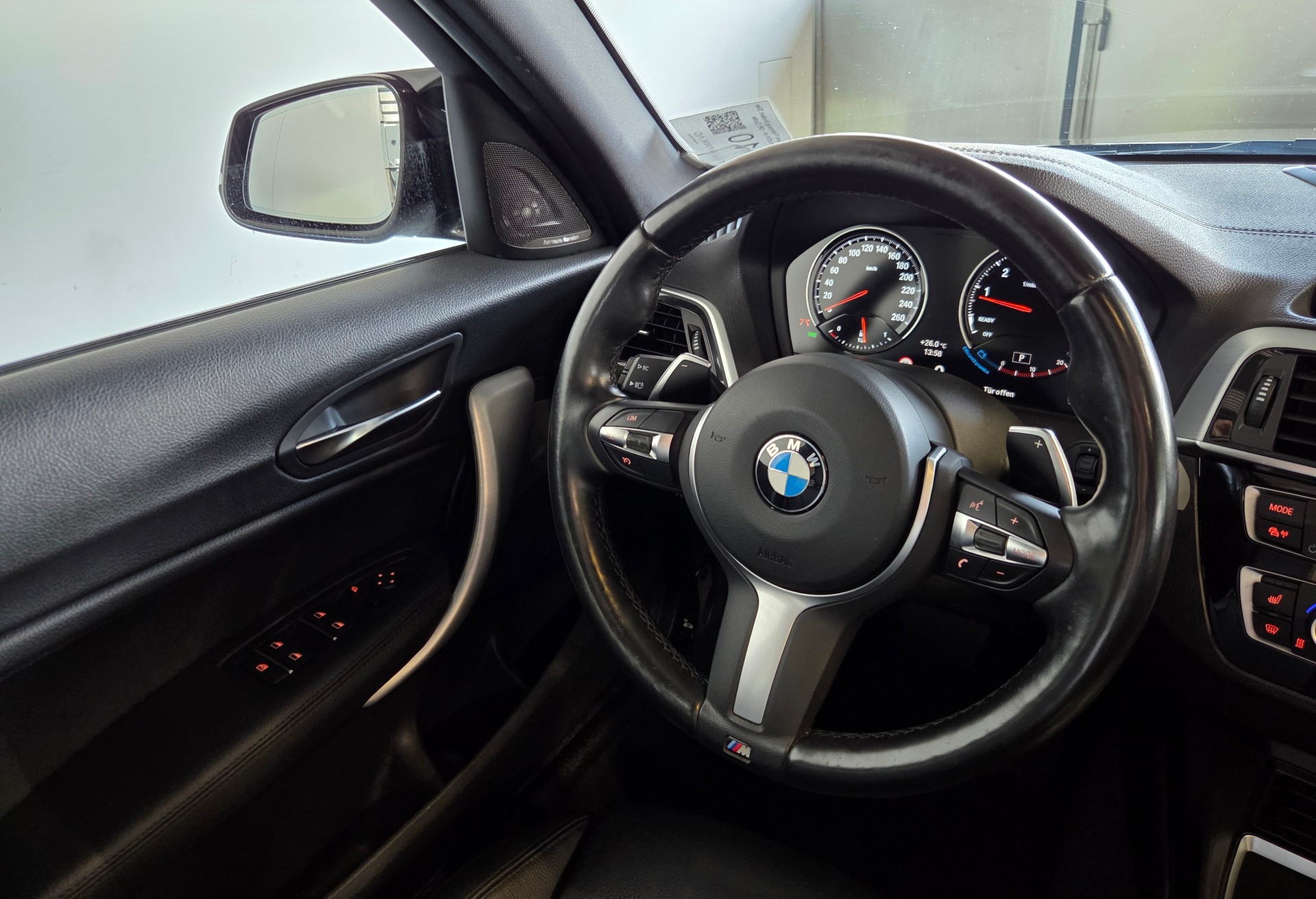 BMW M140i xDrive-image-17