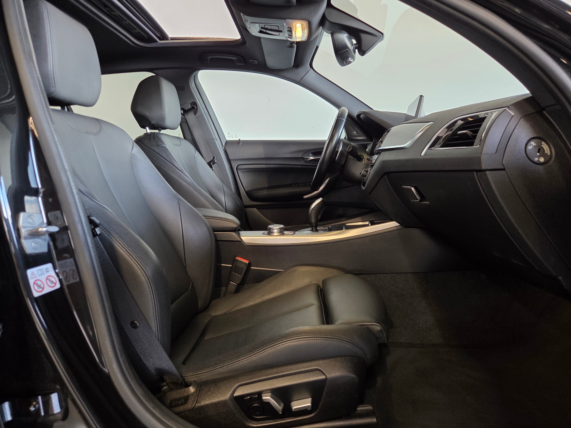 BMW M140i xDrive-image-18