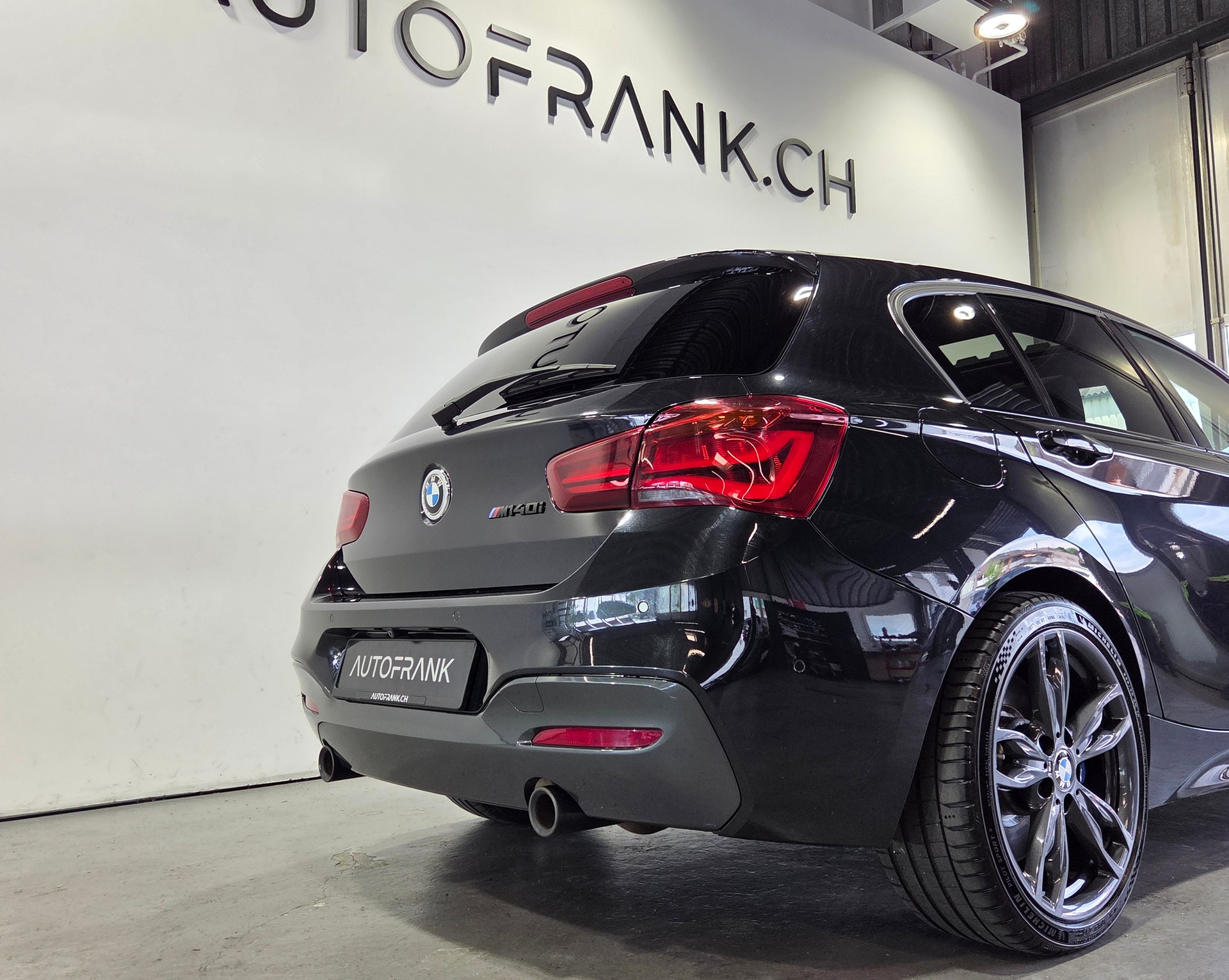 BMW M140i xDrive-image-10
