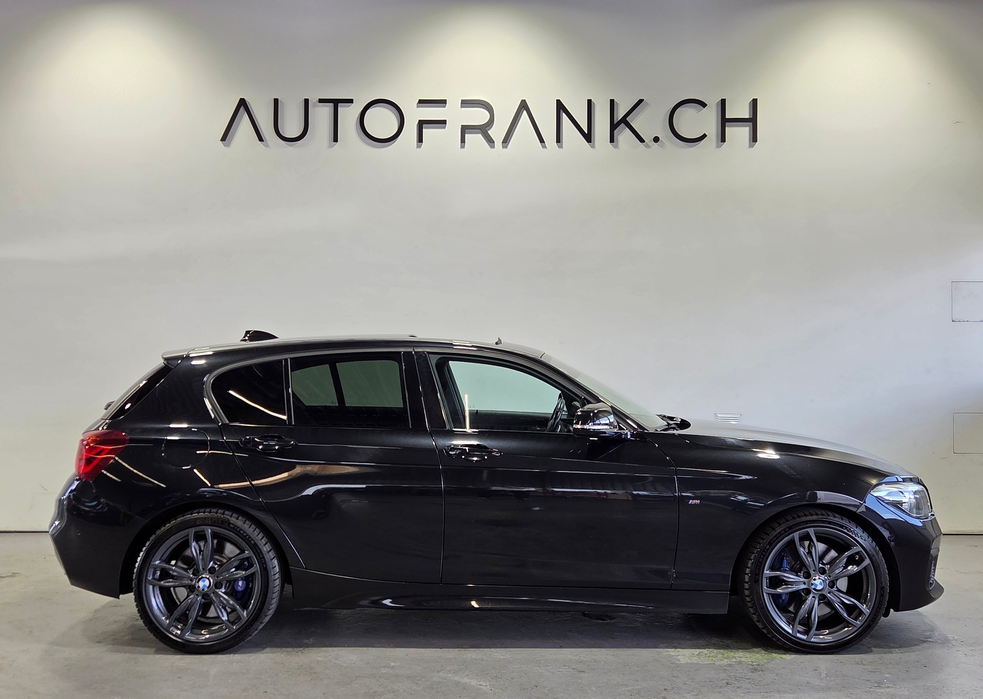 BMW M140i xDrive-image-1