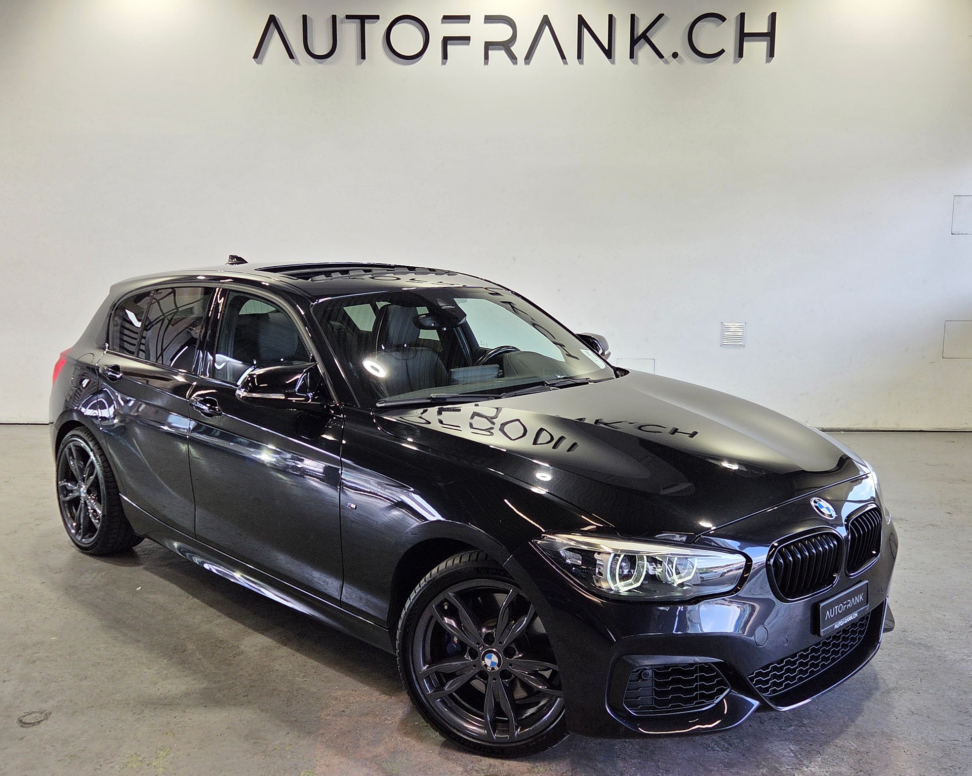 BMW M140i xDrive-image-15