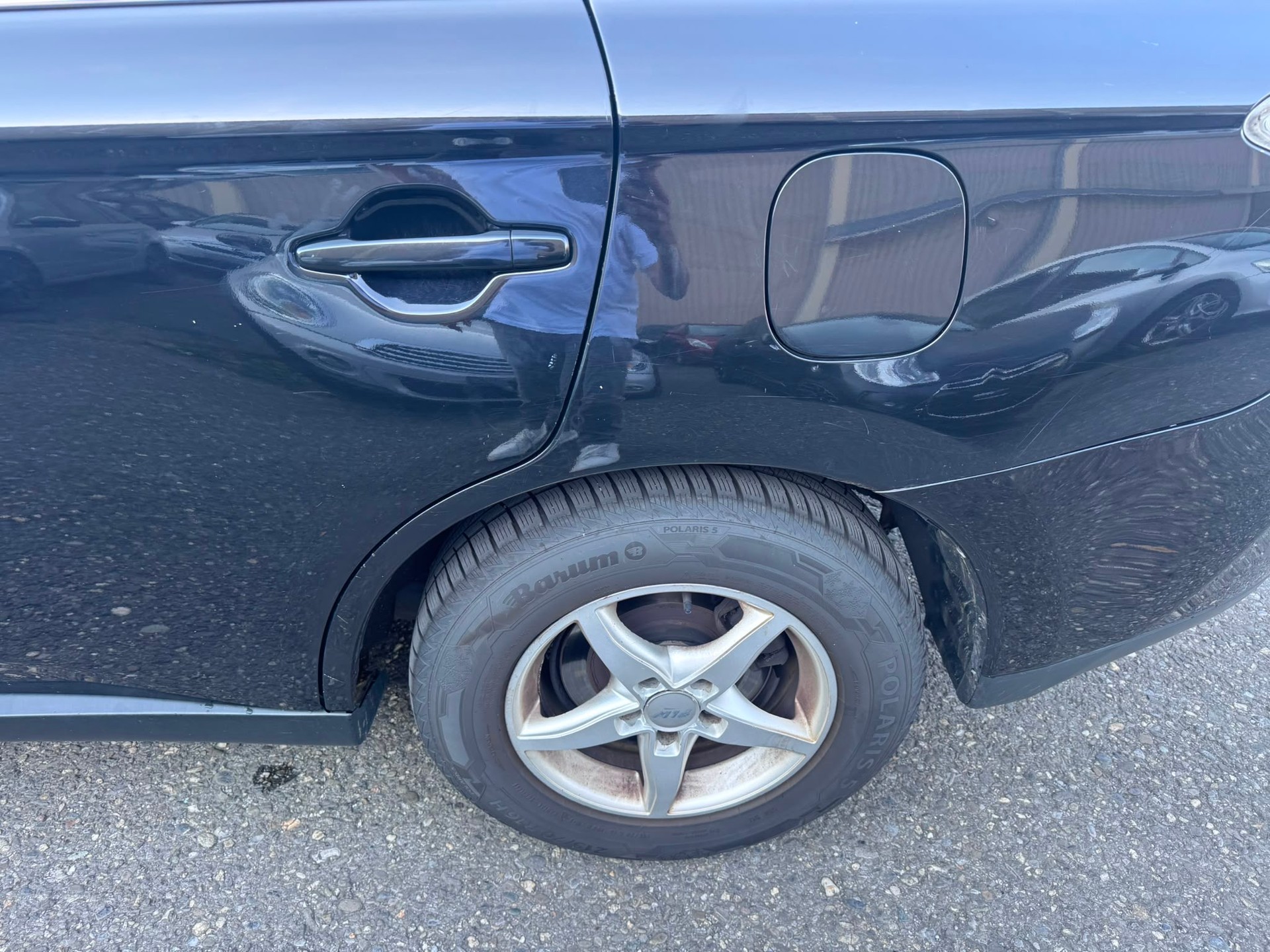 MITSUBISHI Outlander 2.0 Navigator CVT-image-6
