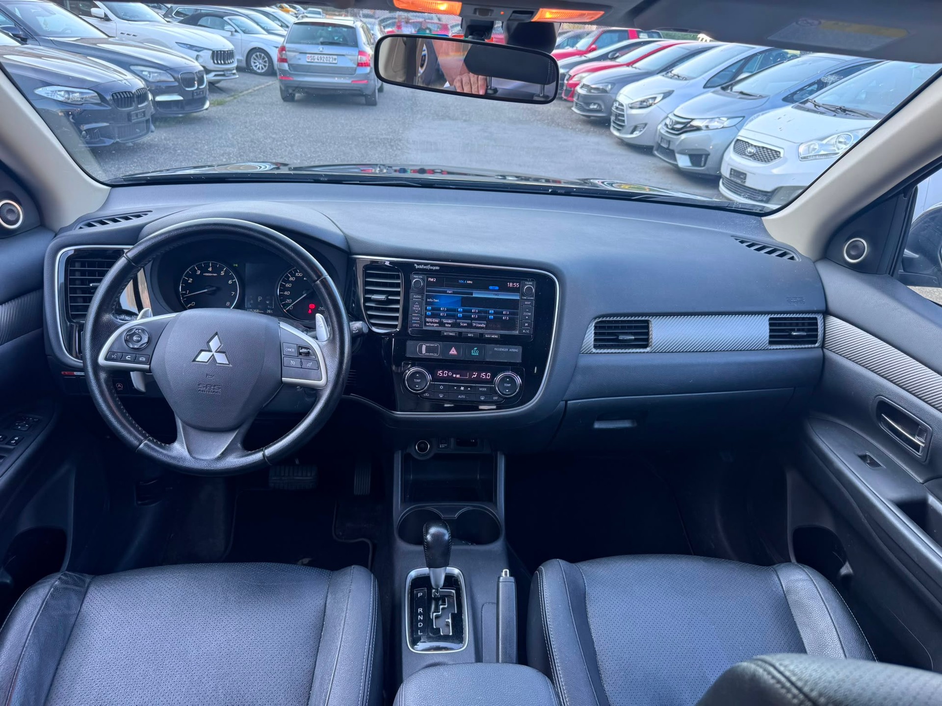 MITSUBISHI Outlander 2.0 Navigator CVT-image-8