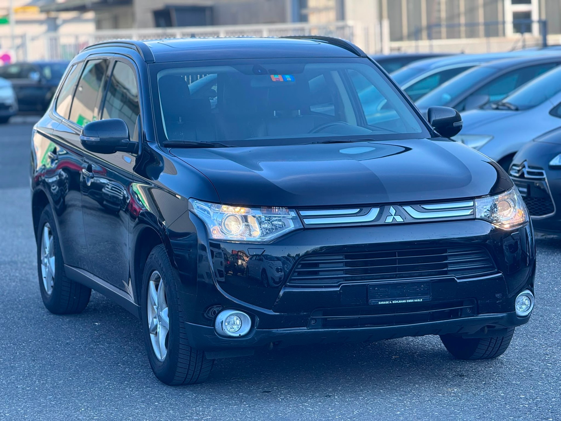 MITSUBISHI Outlander 2.0 Navigator CVT-image-1