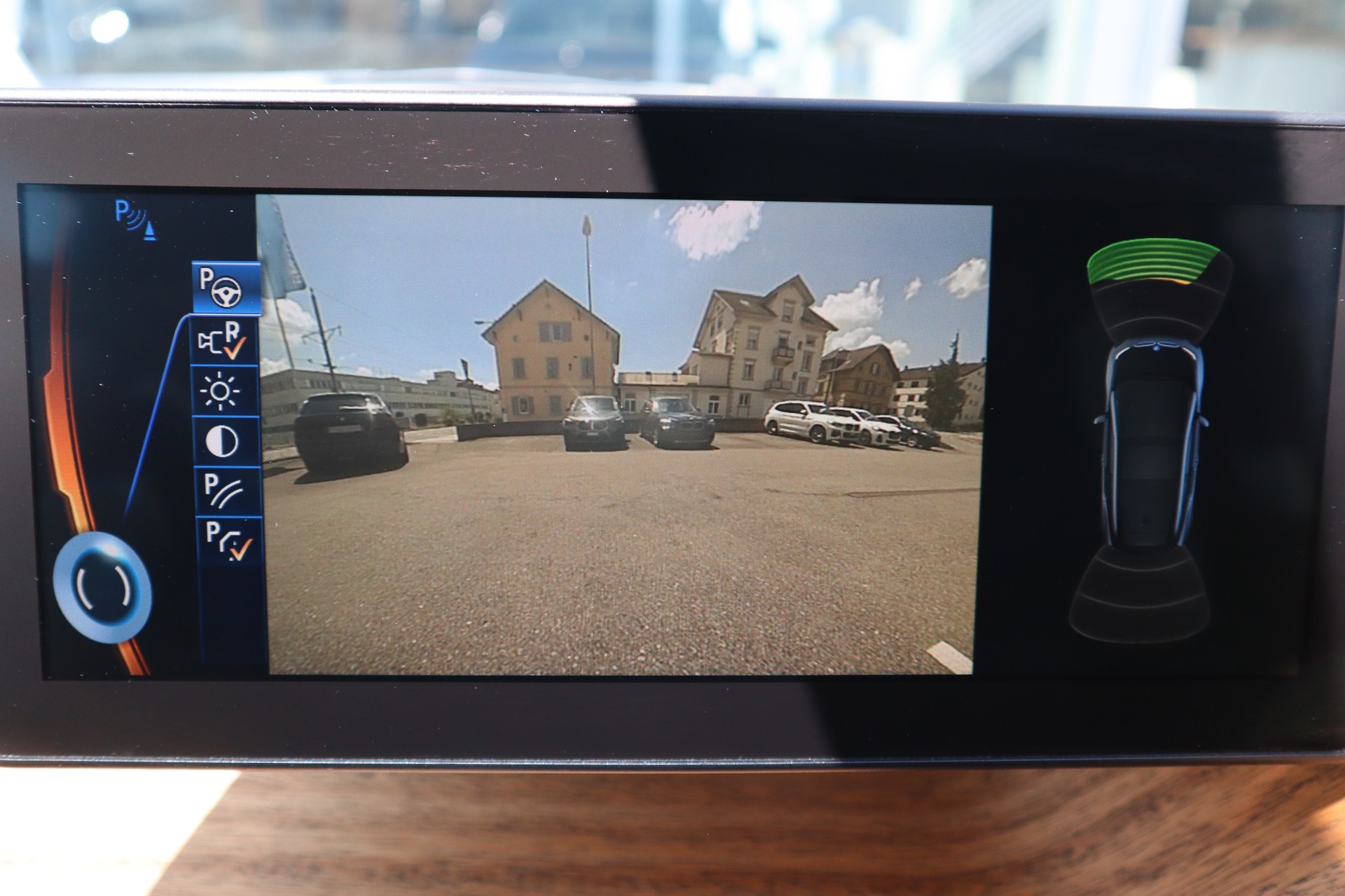 BMW i3 (94Ah) Range Extender-image-9