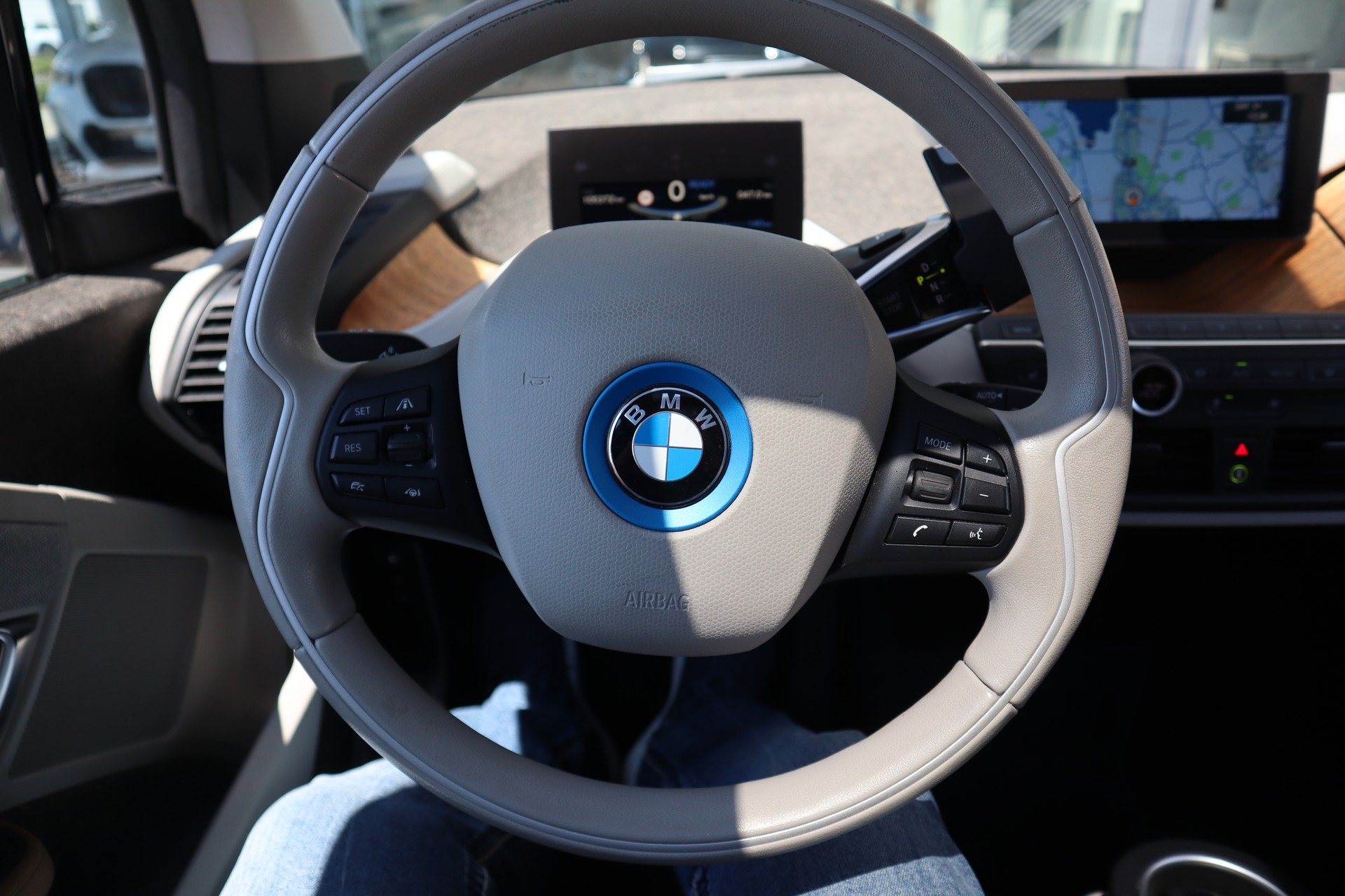 BMW i3 (94Ah) Range Extender-image-5