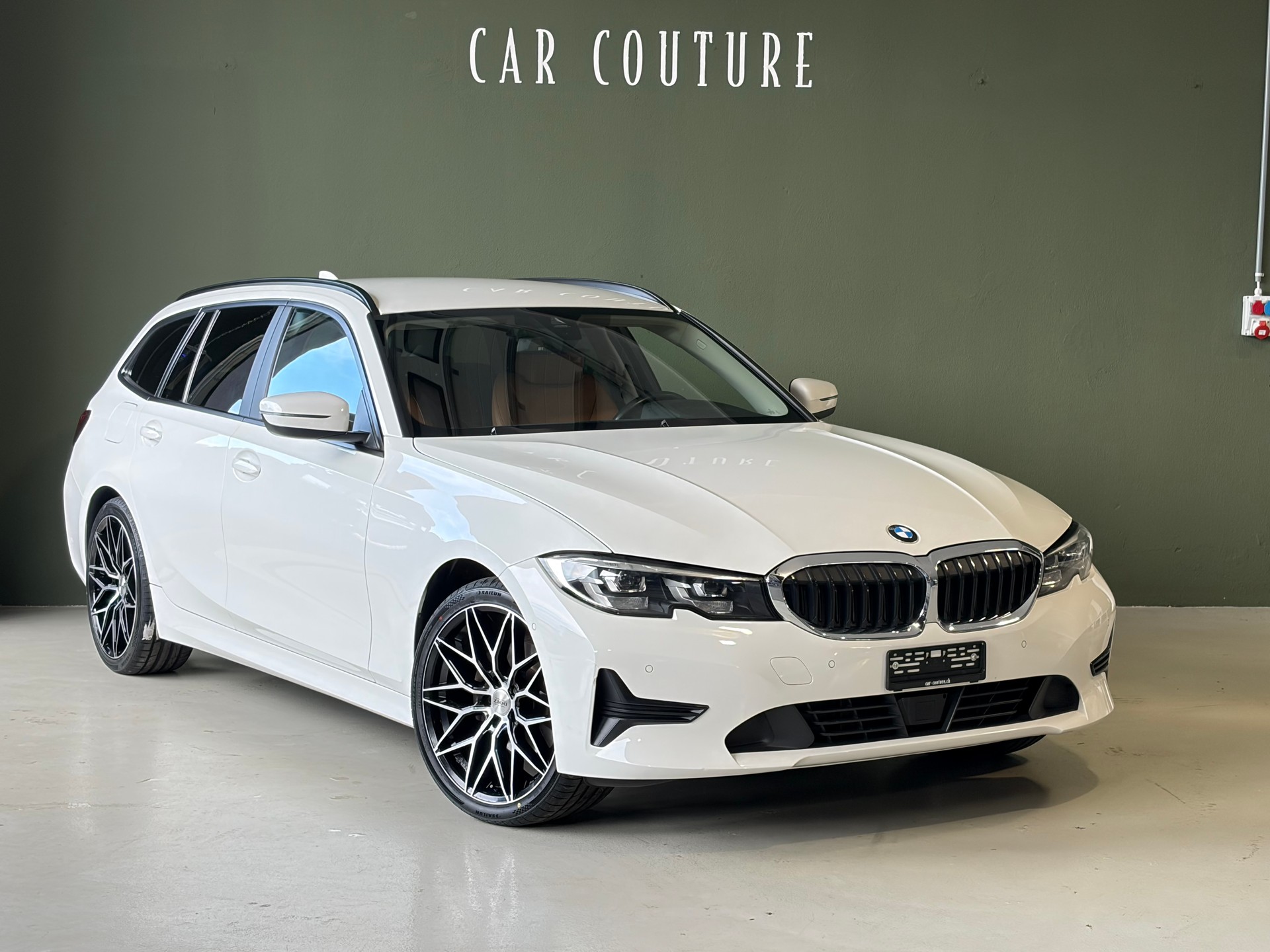 BMW 320d 48V Touring Steptronic ***19Zoll-Alu***CH-Fahrzeug***-image-2