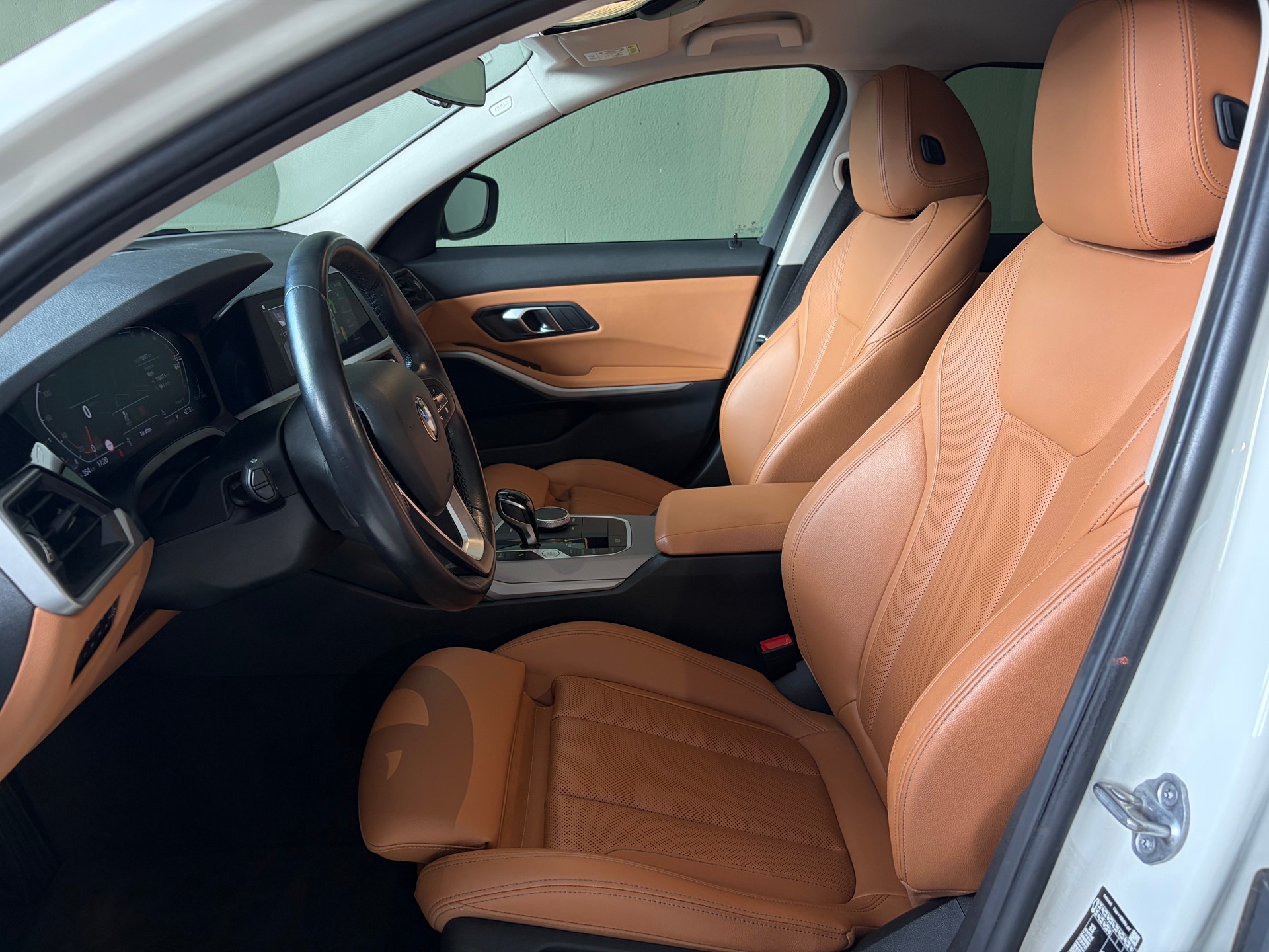 BMW 320d 48V Touring Steptronic ***19Zoll-Alu***CH-Fahrzeug***-image-5