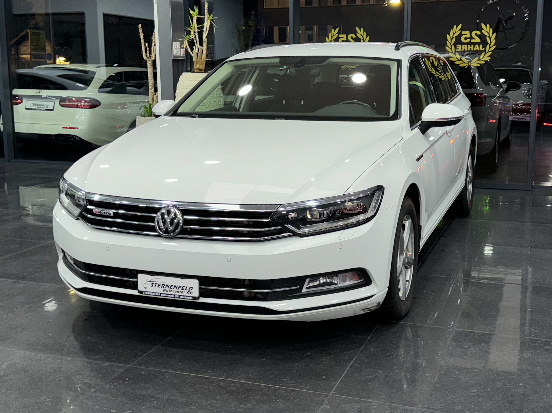 VW Passat Variant 2.0 TDI BMT Comfortline DSG 4Motion-image-0