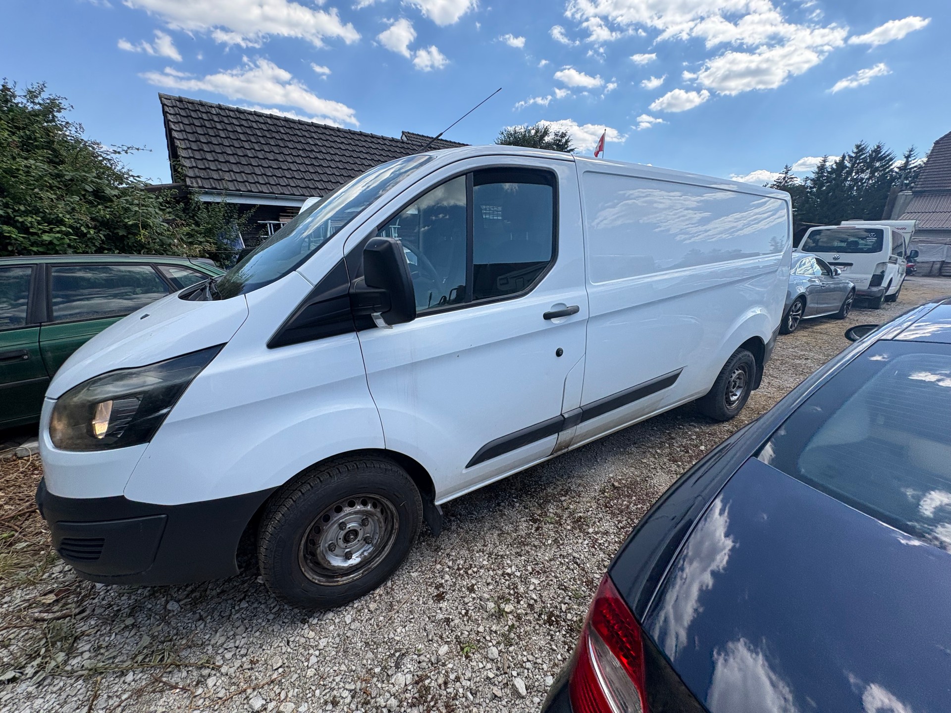 FORD TRANSIT CUSTOM-image-10